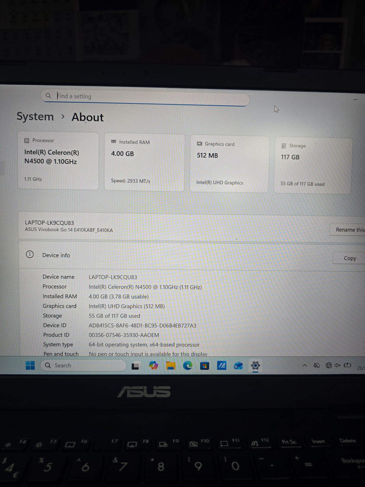 Asus Vivobook Go 4GB Ram 128GB SSD  Windows 11 Black, Grade B