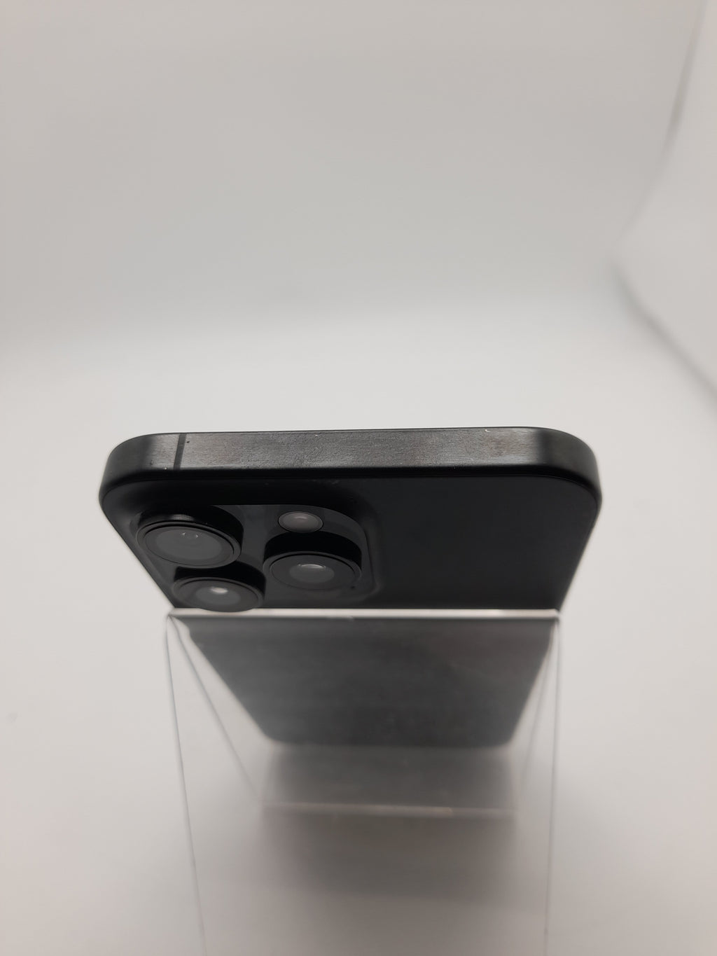 Apple iPhone 15 Pro Max 256GB Black Titanium, Grade B