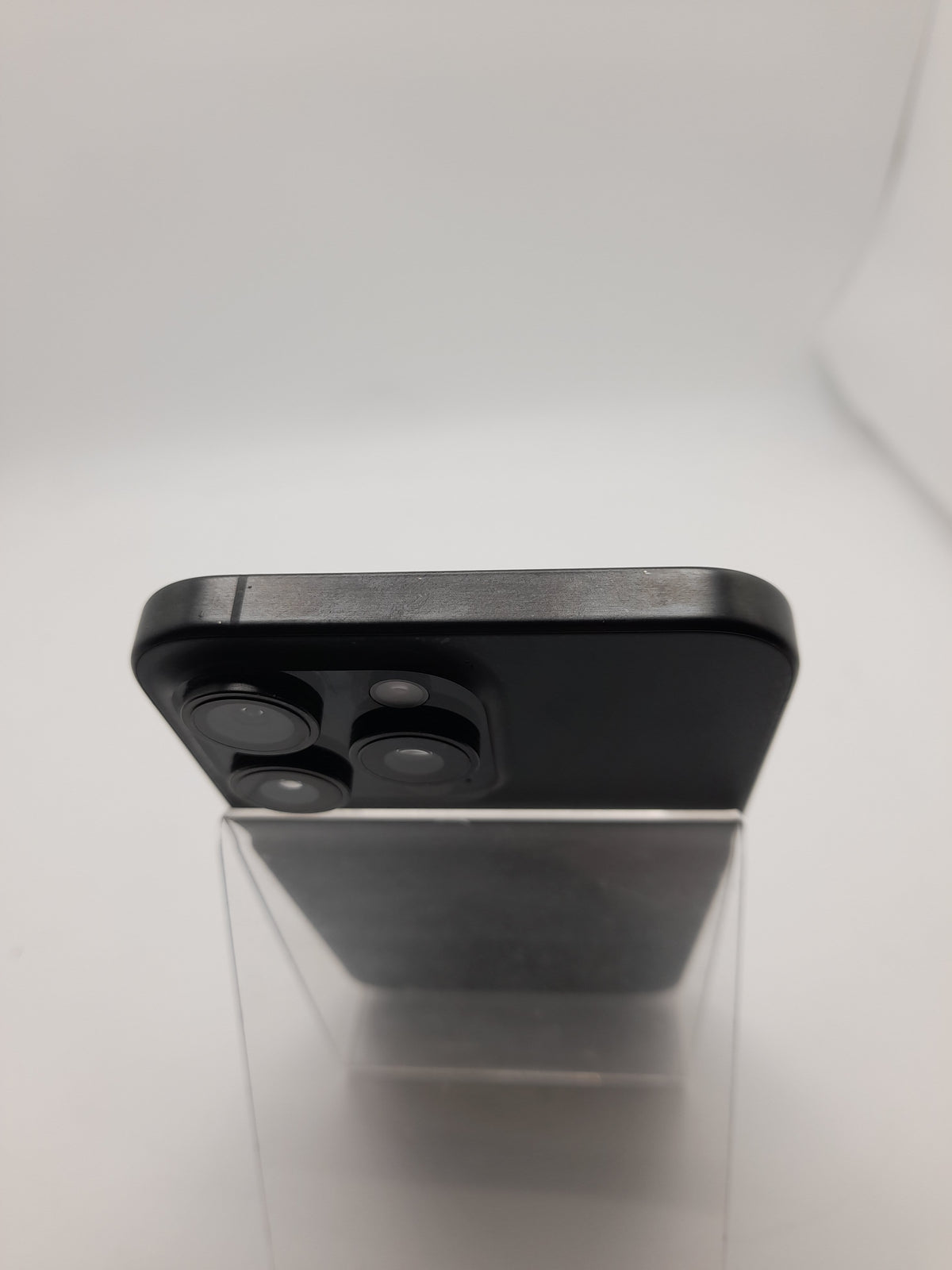Apple iPhone 15 Pro Max 256GB Black Titanium, Grade B