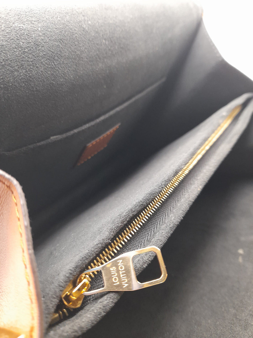 Louis Vuitton Dauphine Bag , Grade B