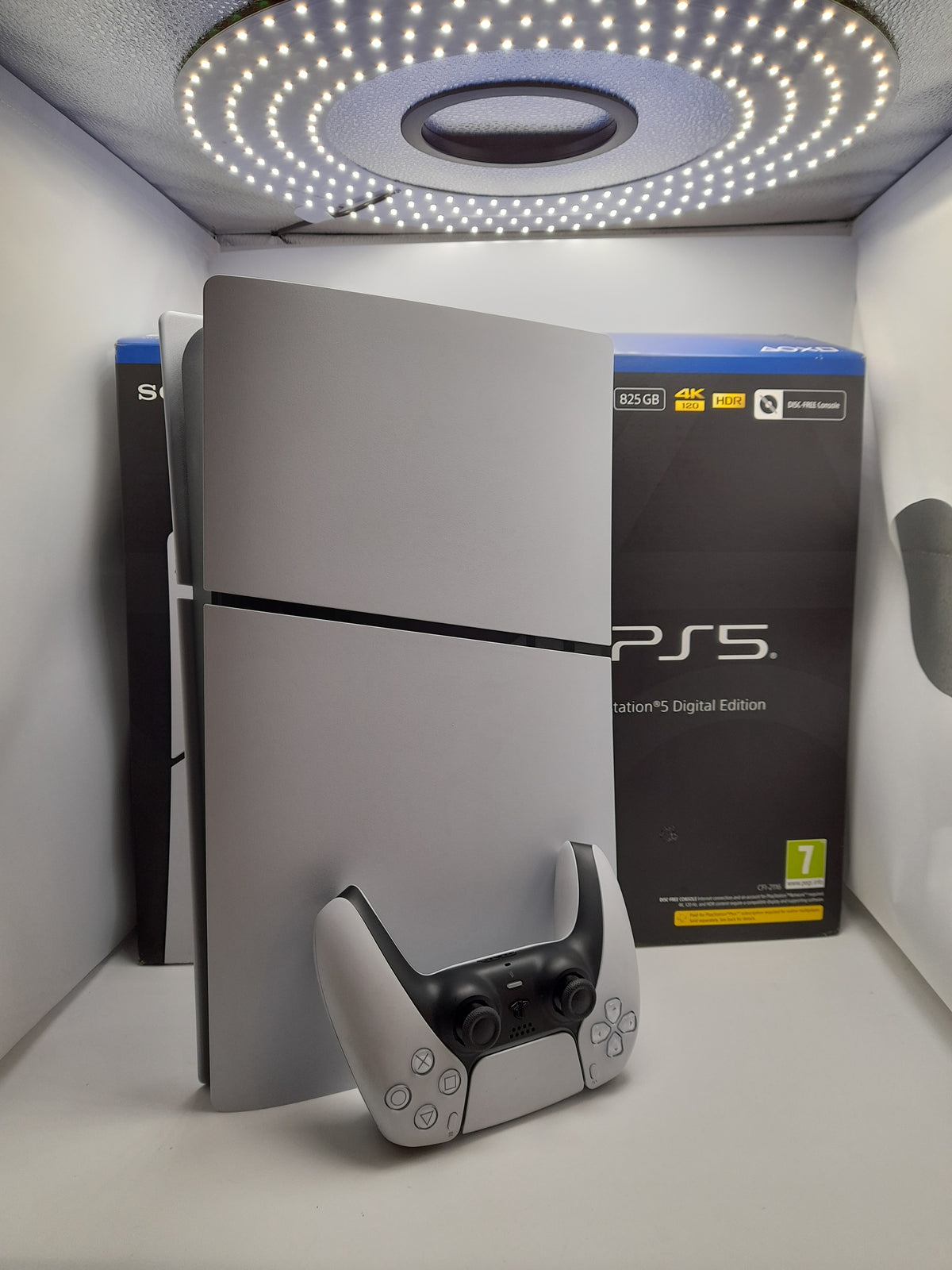 Sony PS5 Digital Edition 825GB White, Grade A