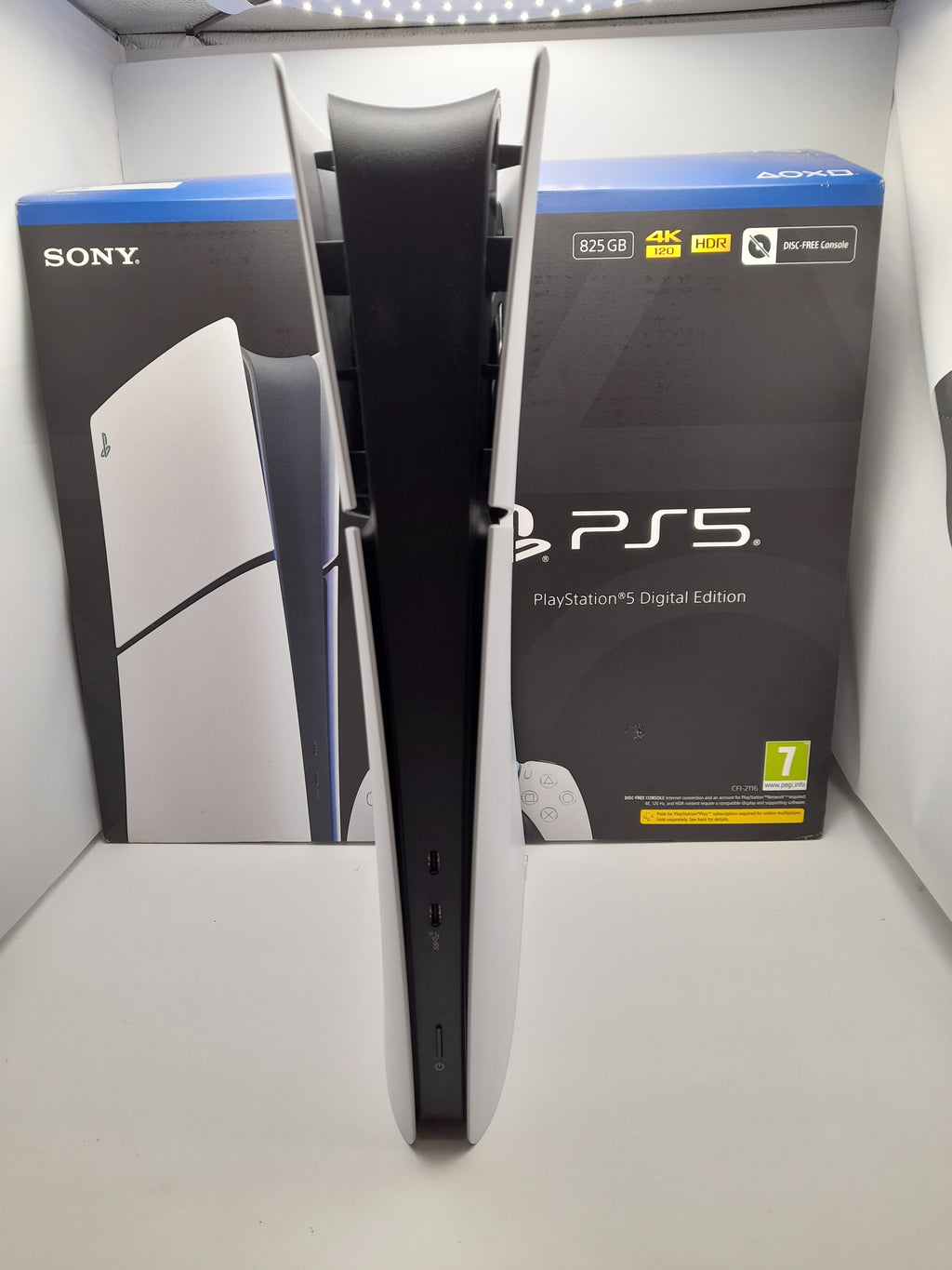 Sony PS5 Digital Edition 825GB White, Grade A