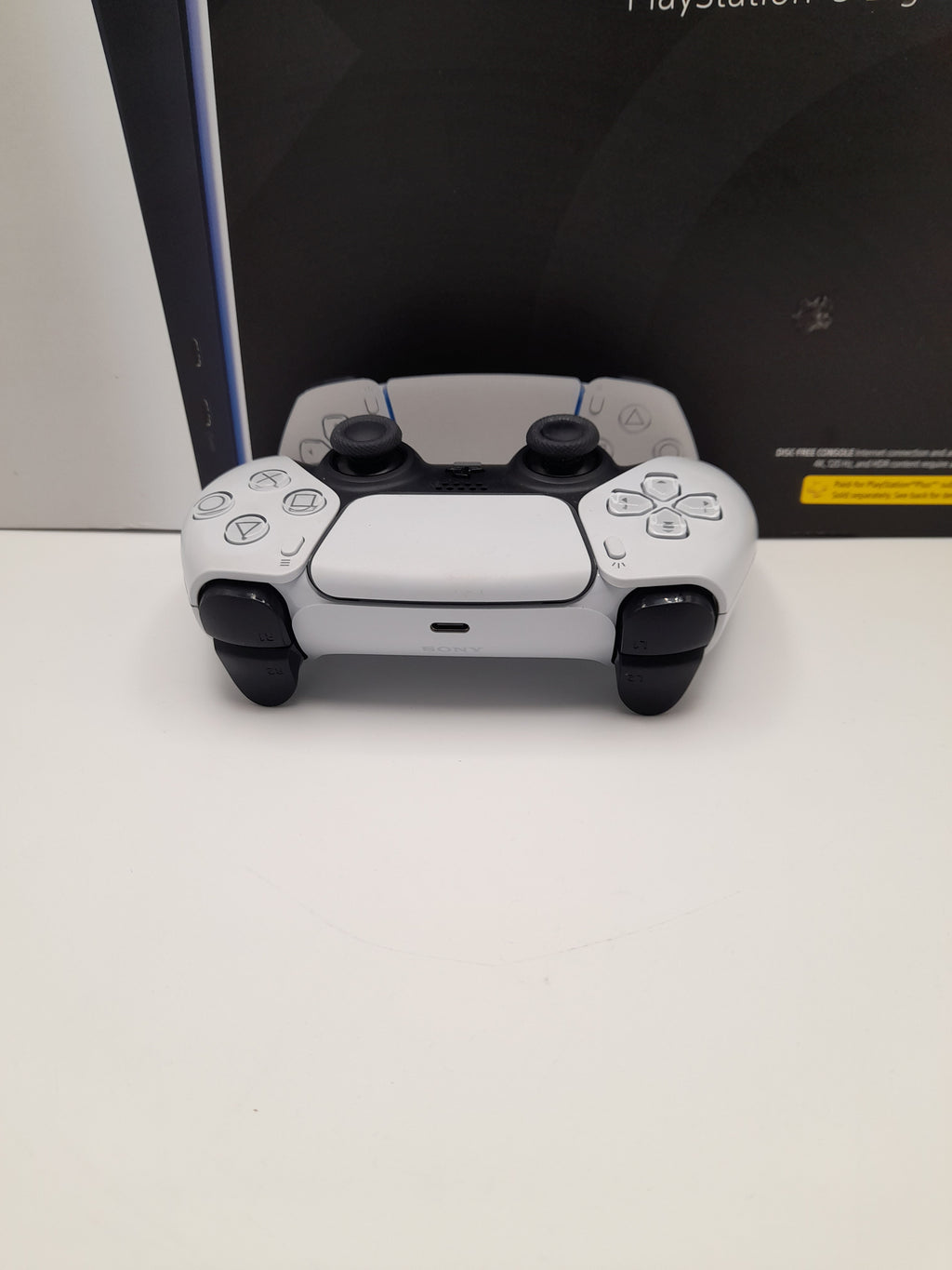 Sony PS5 Digital Edition 825GB White, Grade A