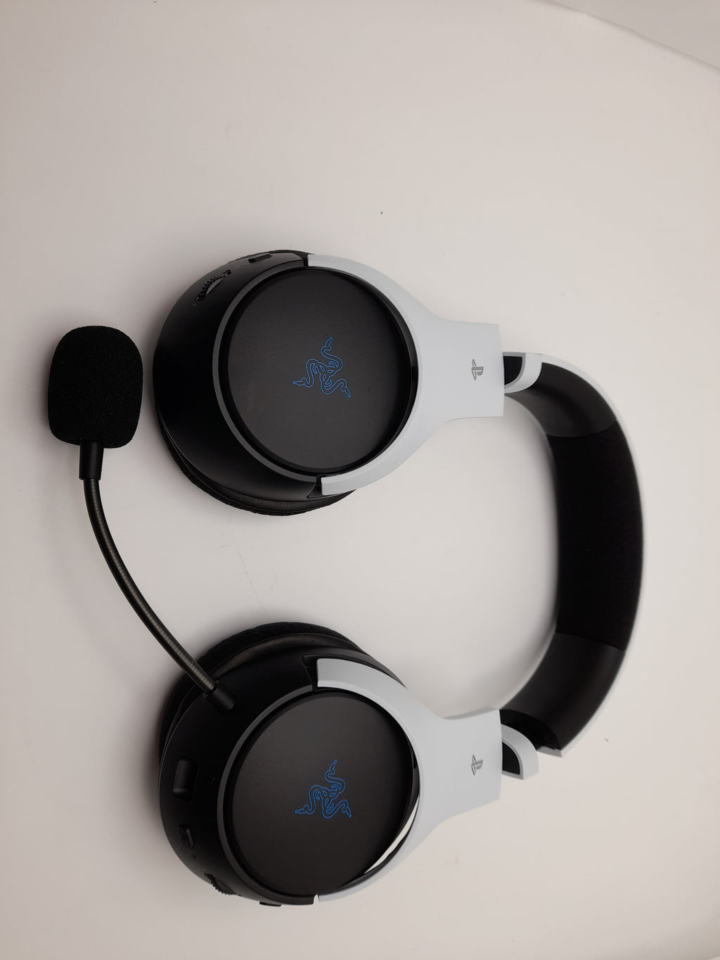 Razer Kaira Hyperspeed Wireless Multi-Platform Headphones, Grade A
