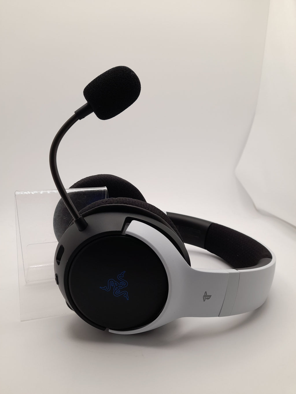 Razer Kaira Hyperspeed Wireless Multi-Platform Headphones, Grade A