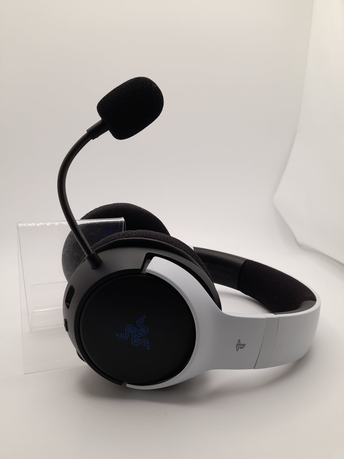 Razer Kaira Hyperspeed Wireless Multi-Platform Headphones, Grade A