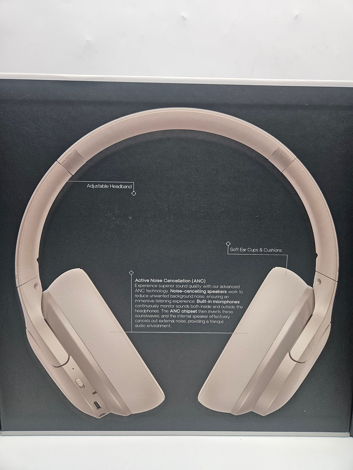 Goodmans noise cancelling headphones Cream, Grade A