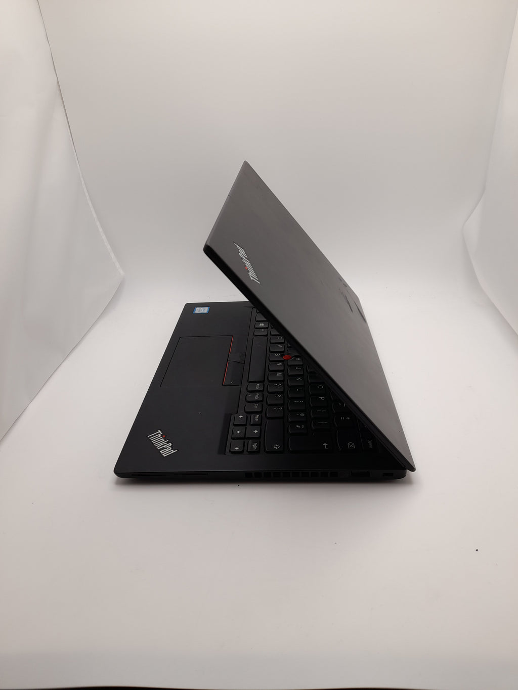 Lenovo ThinkPad,Windows 11 Pro , Ryzen 5, 8gb Rma, 256GB SSD , Grade C