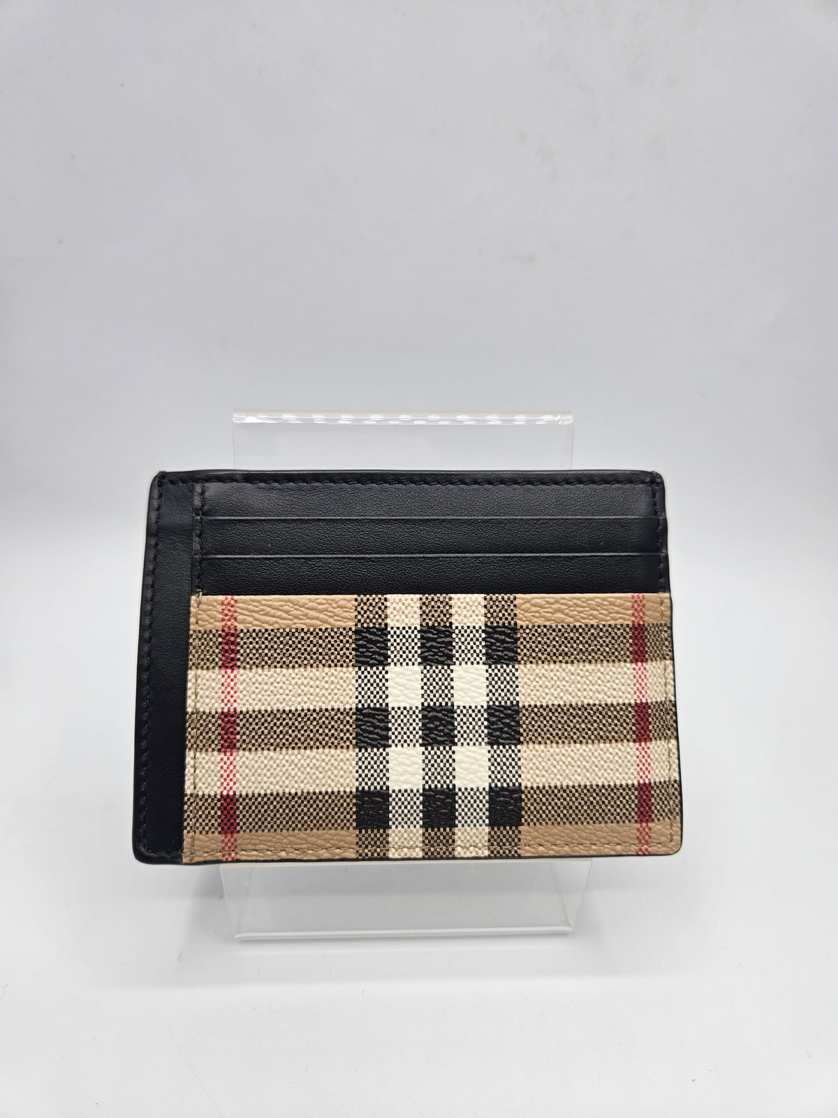 Burberry money clip card holder Beige, Grade B