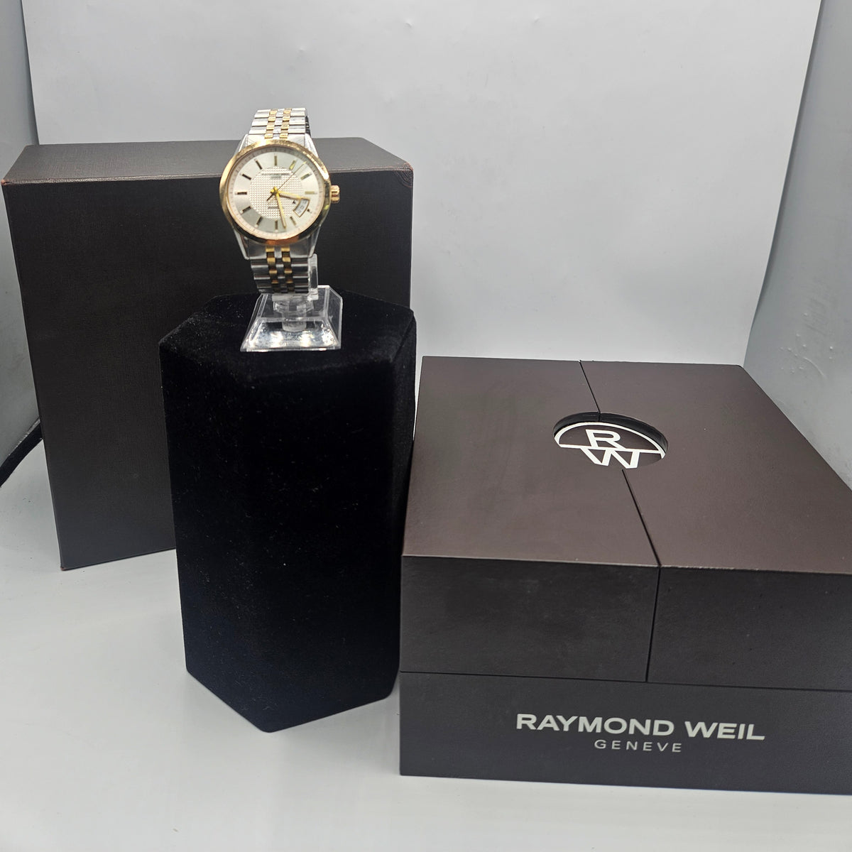 Raymond Weil Freelancer 27302 Two Tone watch Silver, Grade B