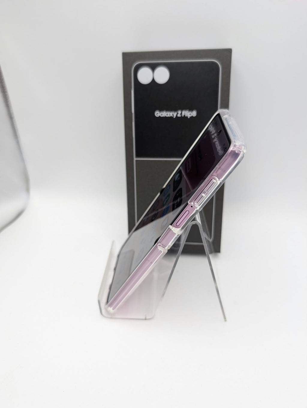 Samsung Flip 8 128GB, Unlocked, Grade C