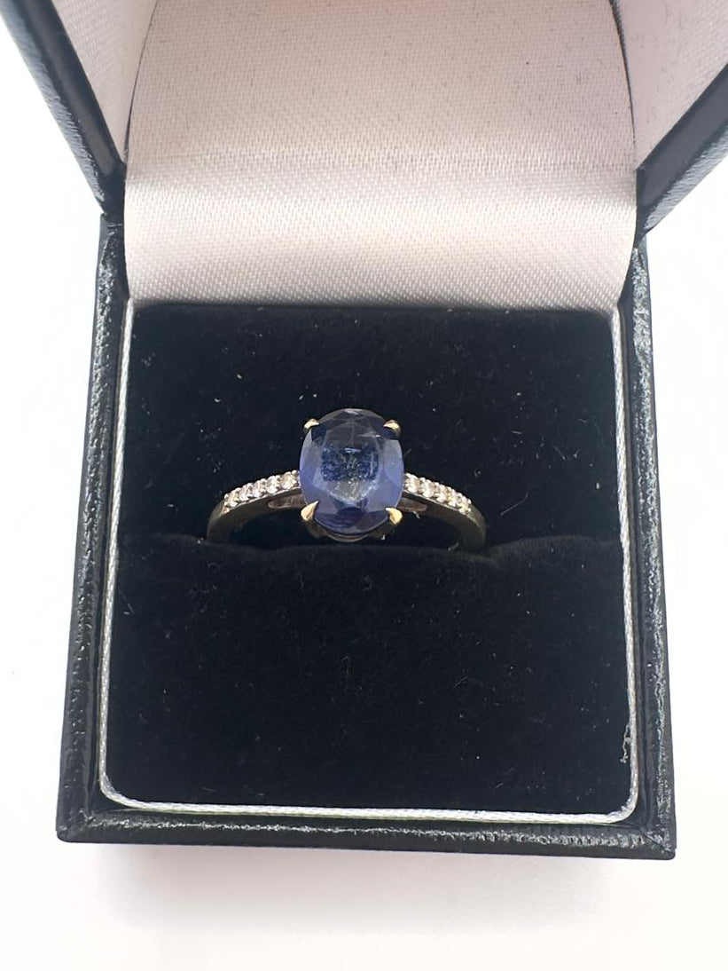 9ct Gold Ring, Blue Stone, 2.75g Size R