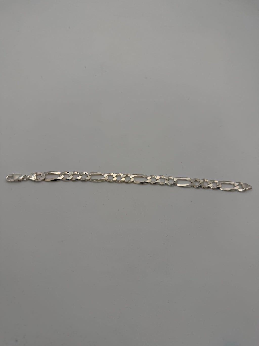 Sterling Silver 925 Figaro Bracelet, 8.5”, 18.38g, Grade A.