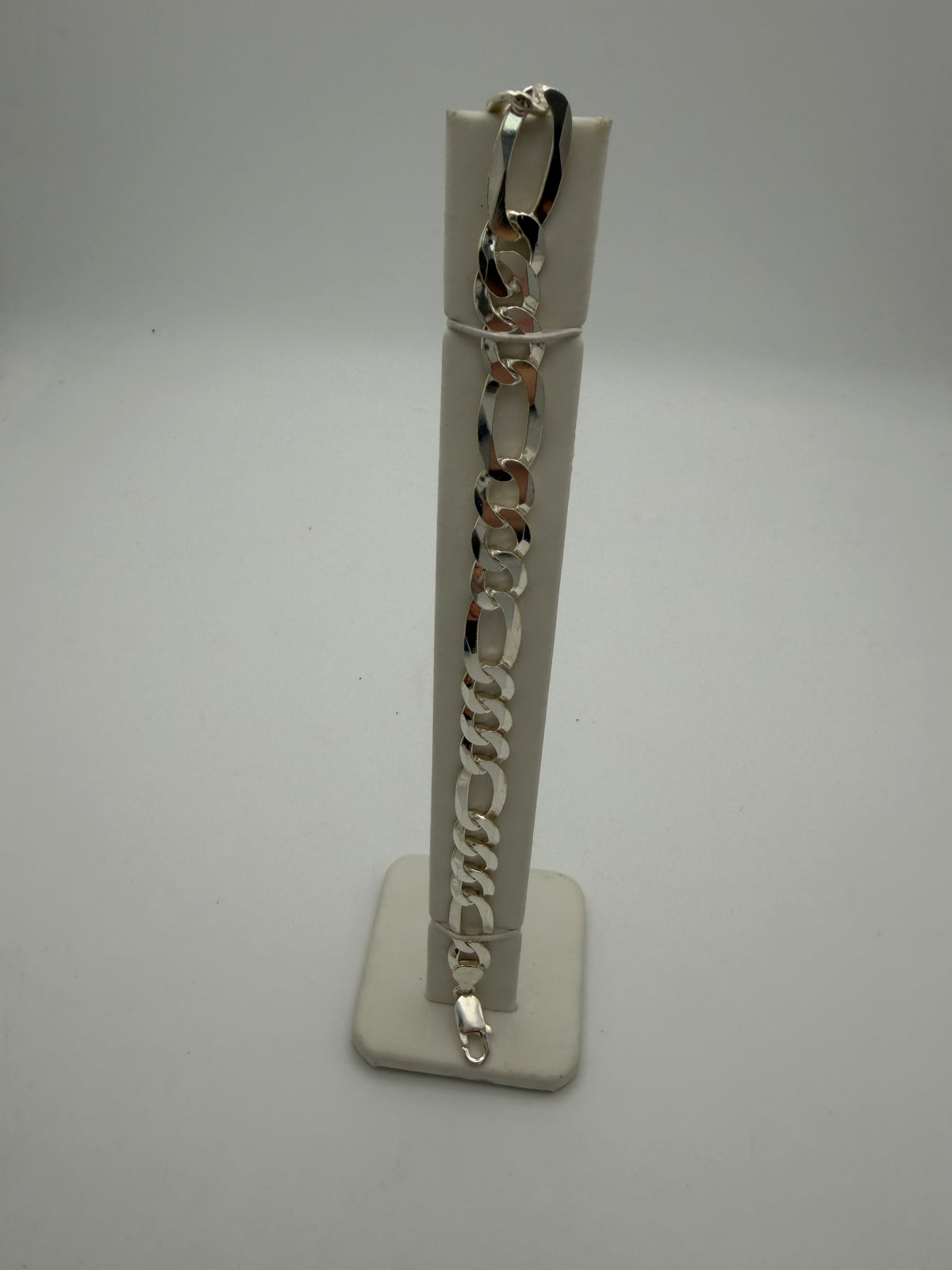Sterling Silver 925 Figaro Bracelet, 8.5”, 18.38g, Grade A.