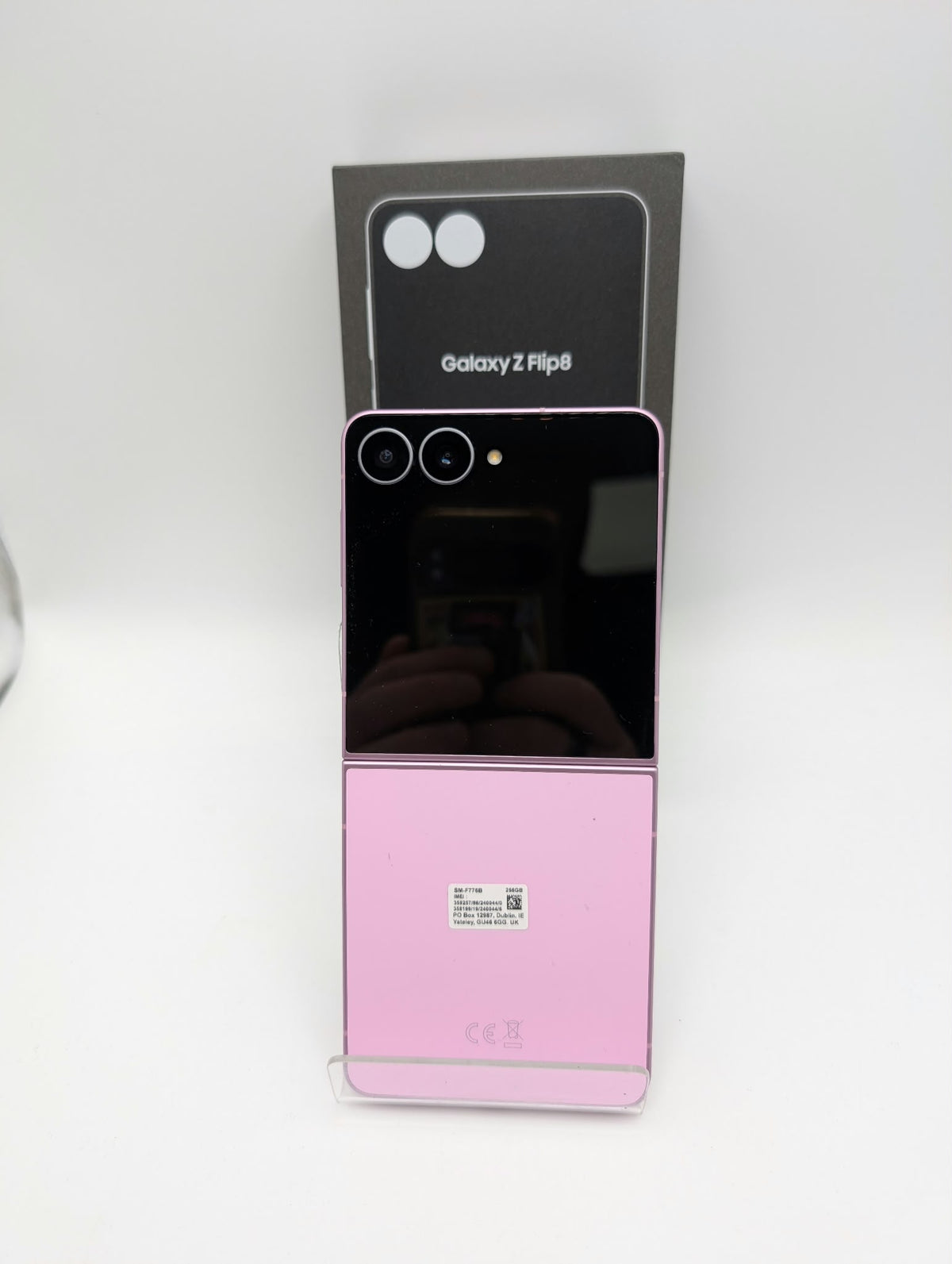 Samsung Flip 8 128GB, Unlocked, Grade C