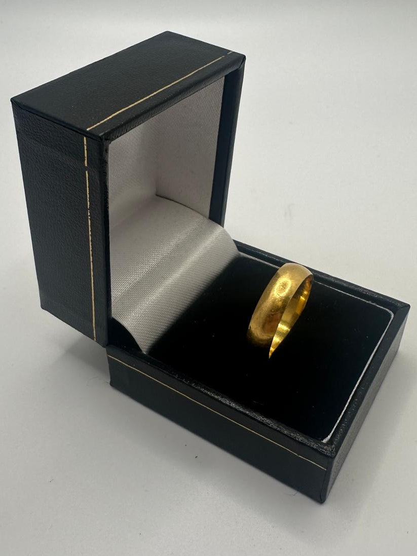 22ct, Gold Wedding Band Ring, Size T, 6.17g