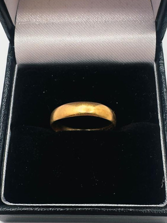 22ct, Gold Wedding Band Ring, Size K, 2.35g