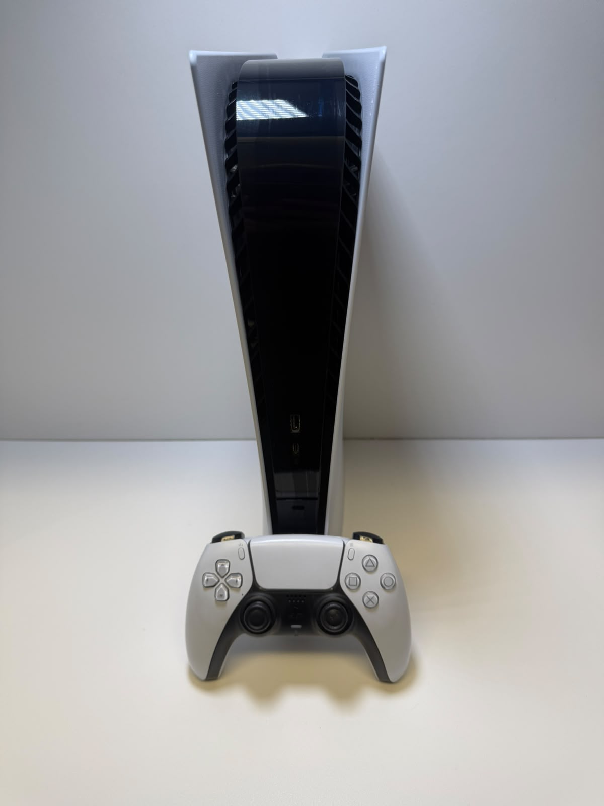 Sony PS5 Digital Edition 825GB White, Grade B