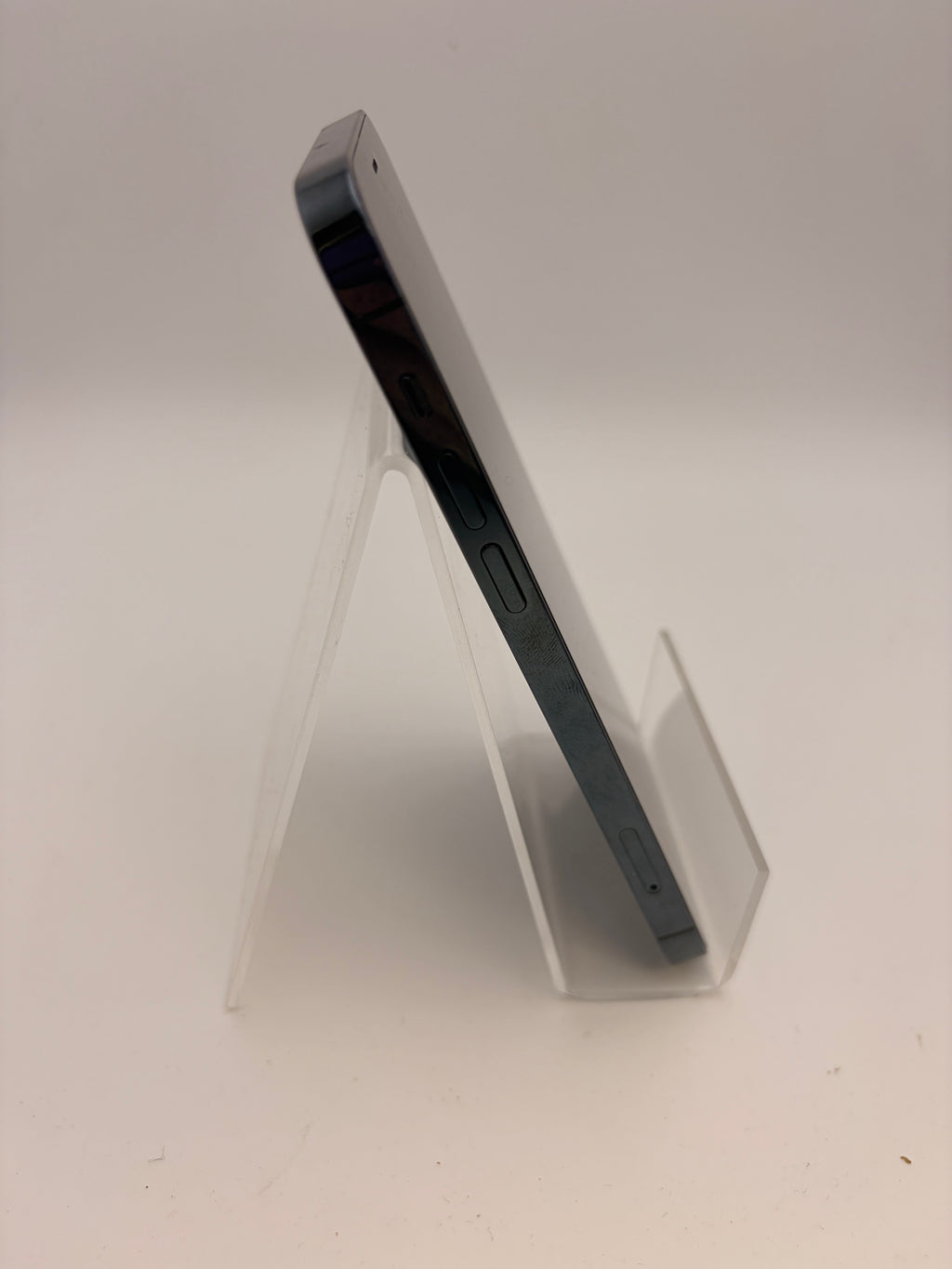 Apple iPhone 12 Pro 128GB Pacific Blue, Grade B