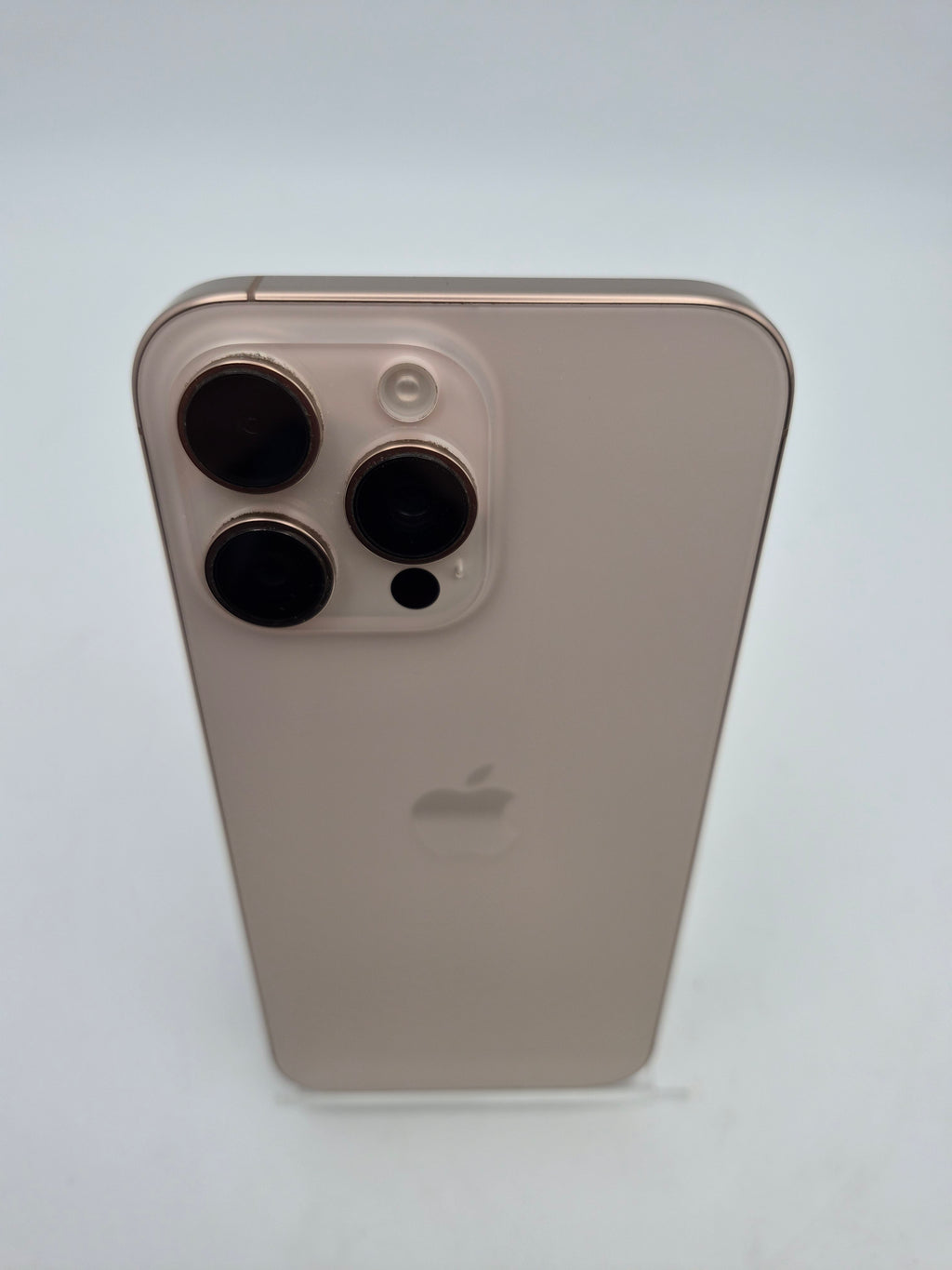 Apple iPhone 16 Pro Max 256GB Desert Titanium, Grade B