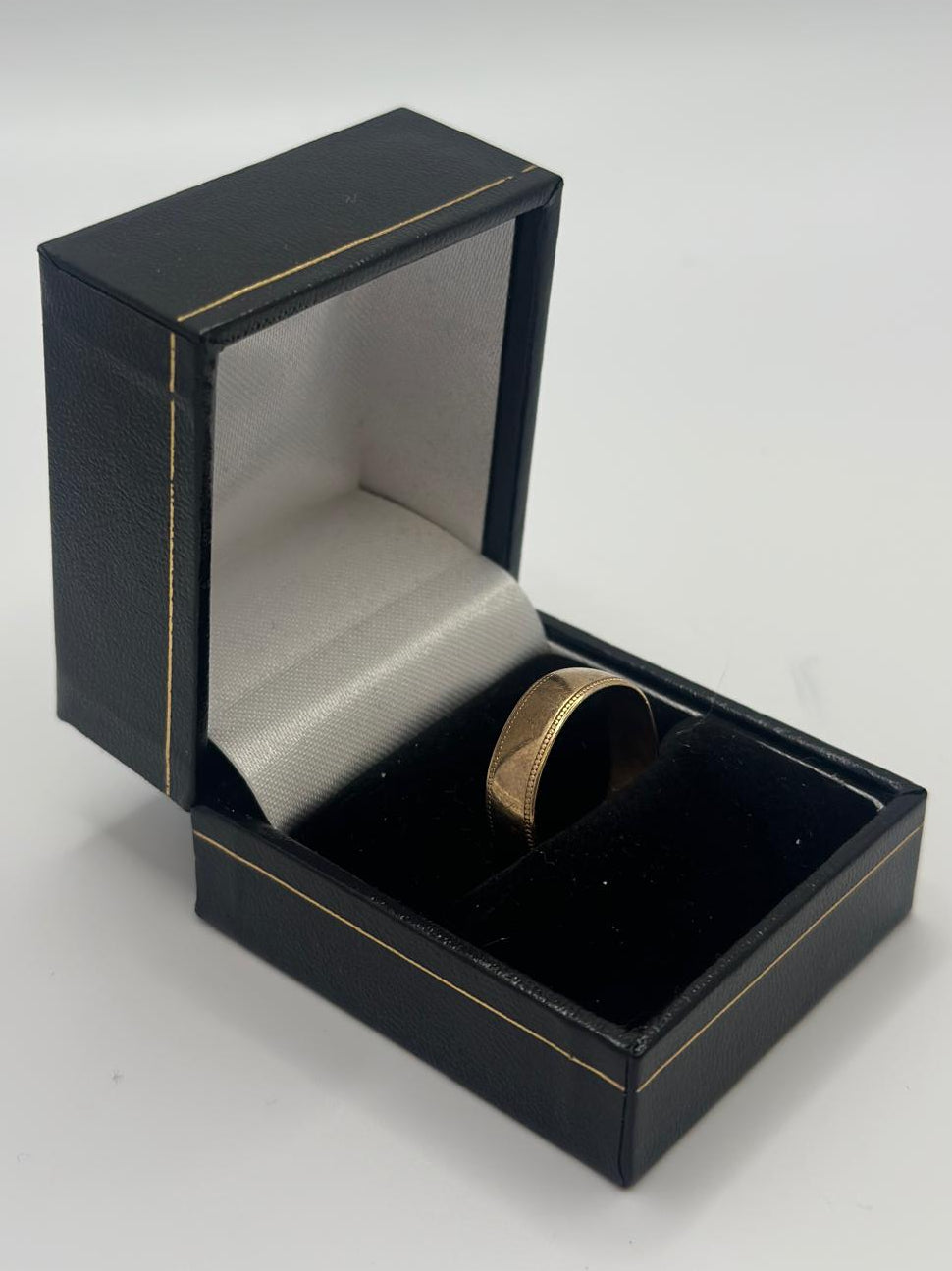 9ct, 3g, Gold Band Ring, Size P