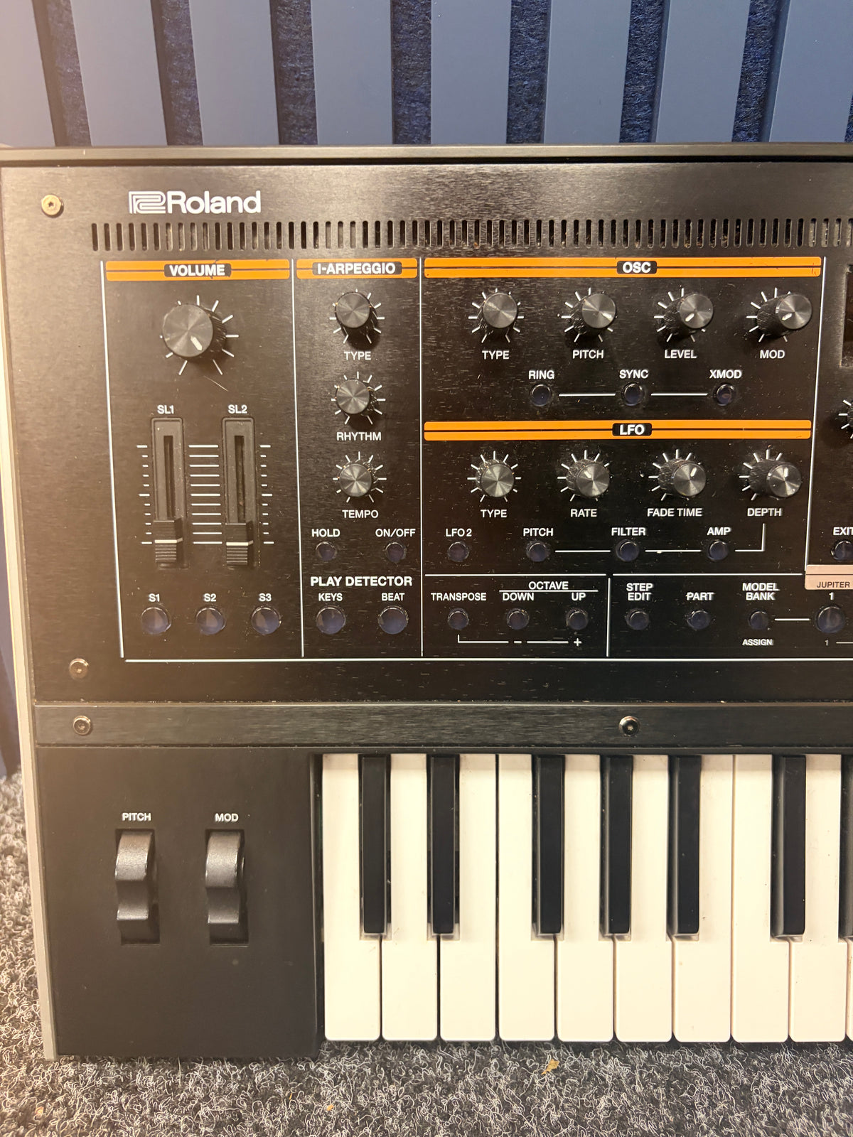 Roland Jupiter XM Keyboard Synthesizer
