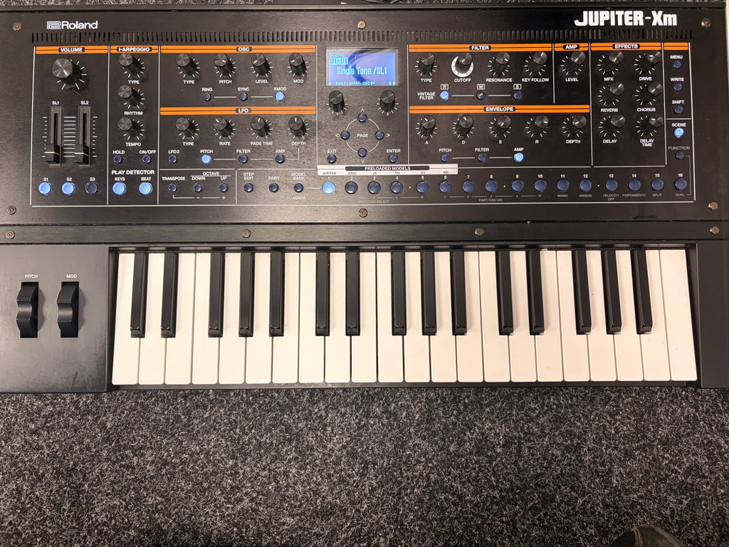 Roland Jupiter XM Keyboard Synthesizer