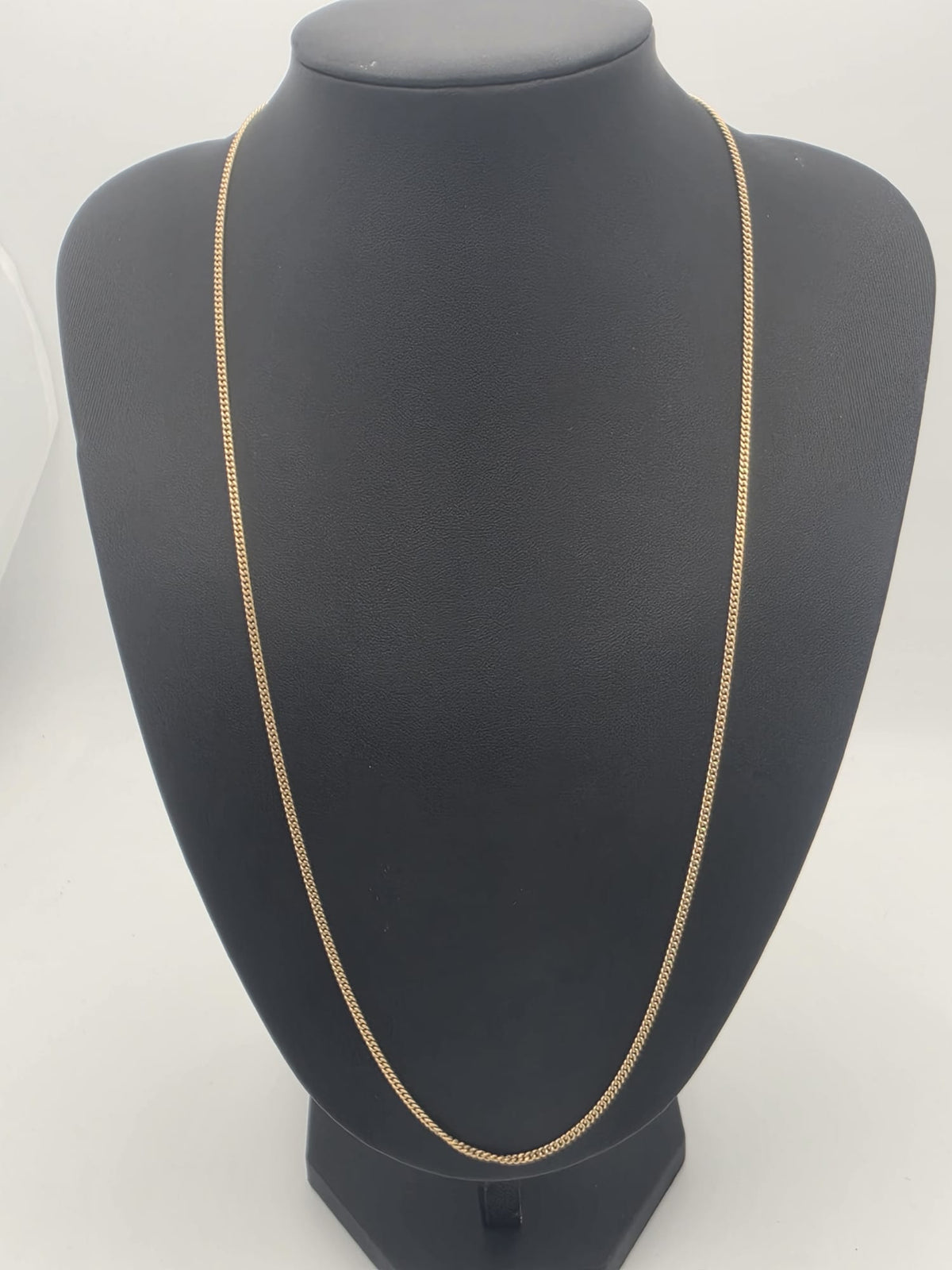 9ct Gold Curb Chain 26", 8.49G