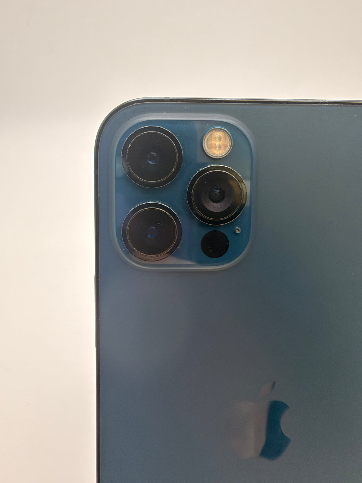 Apple iPhone 12 Pro 128GB Pacific Blue, Grade B