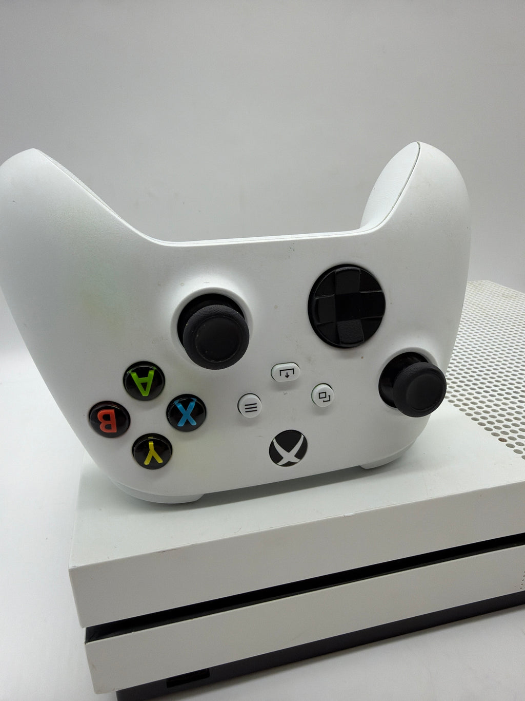 Microsoft Xbox One S 500GB White, Grade C