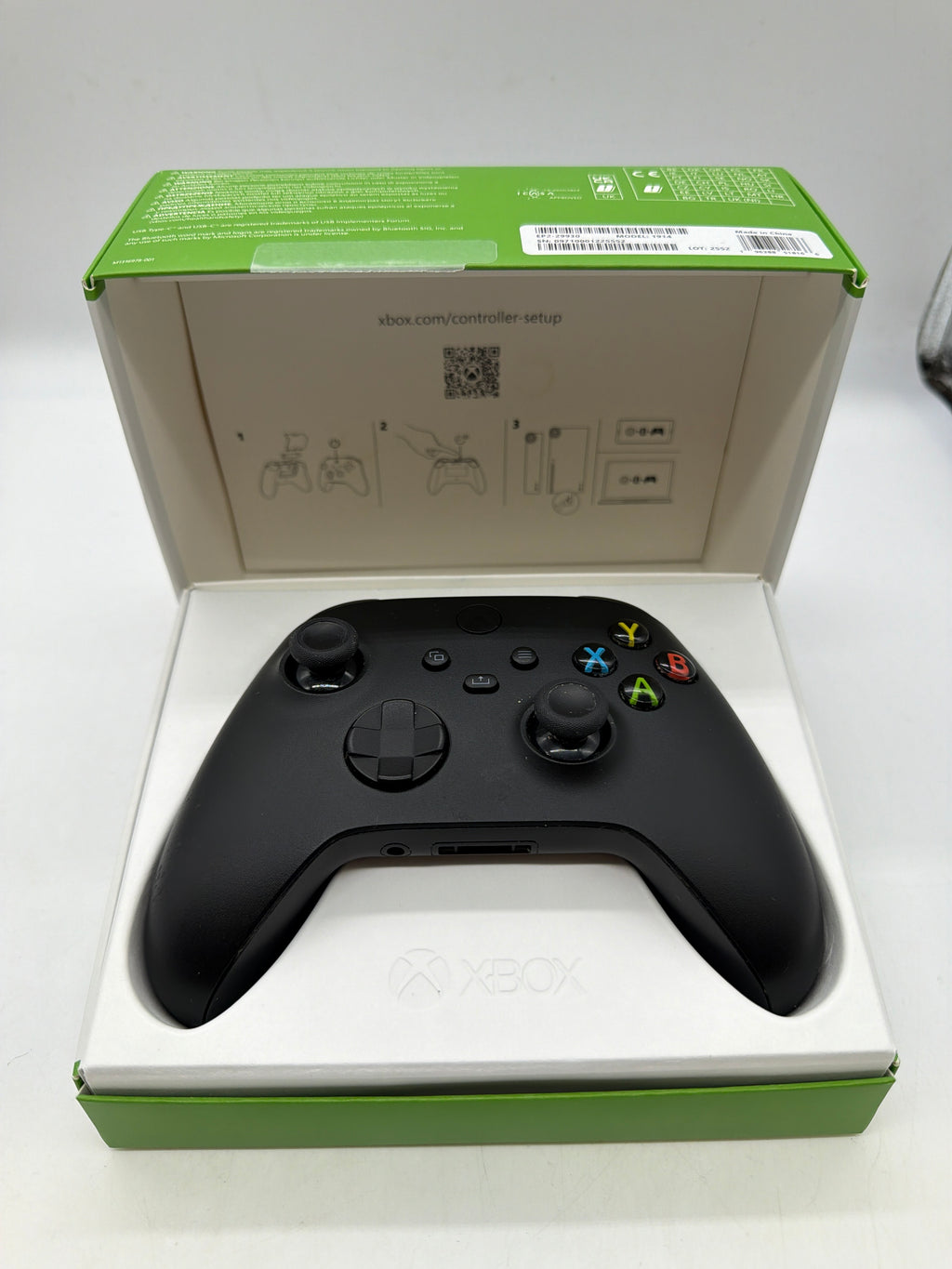 Xbox Wireless Controller – Carbon Black Series X|S Black, Grade B