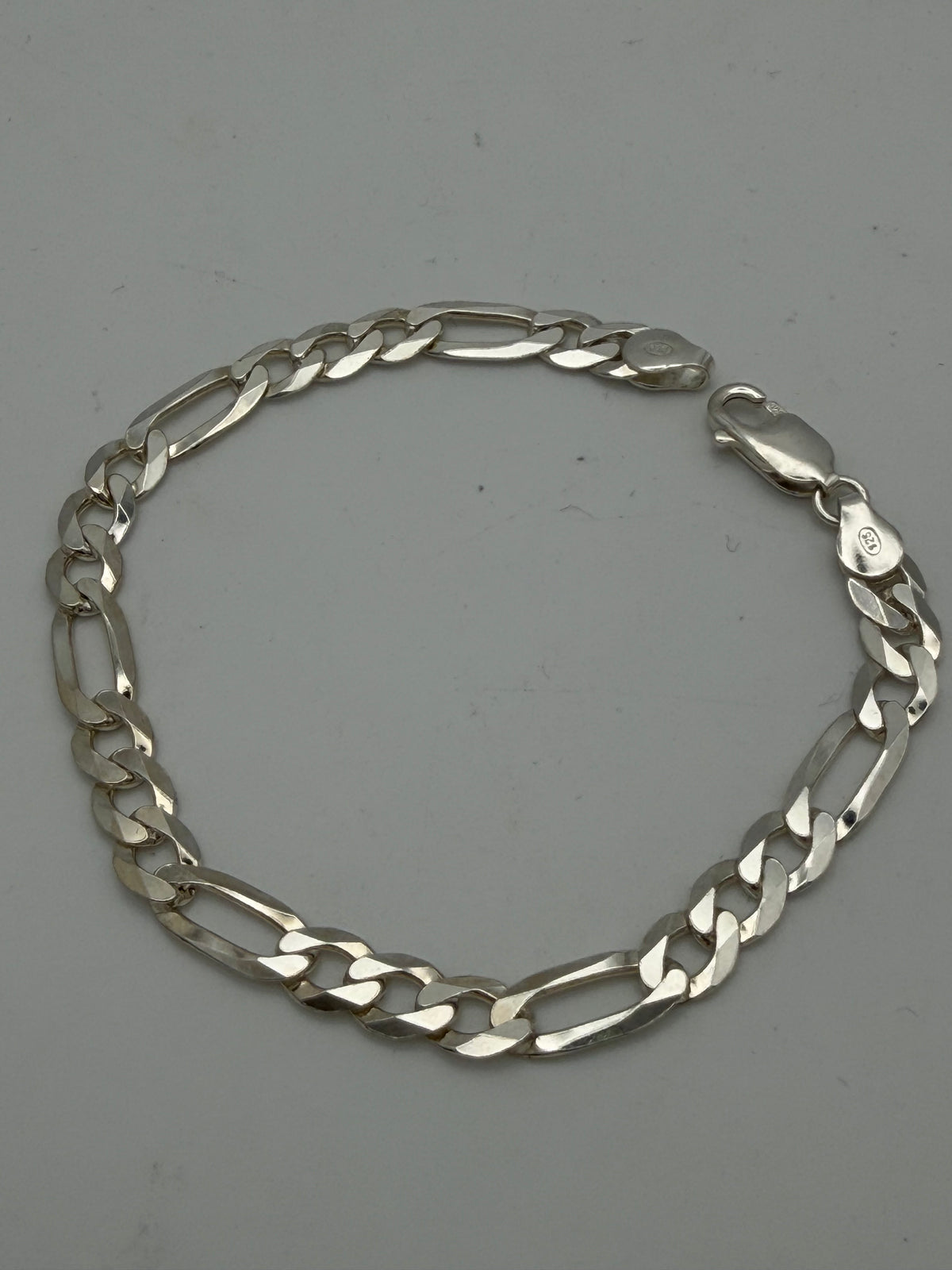Sterling Silver 925 Figaro Bracelet, 8”, 7.82g, Grade A.