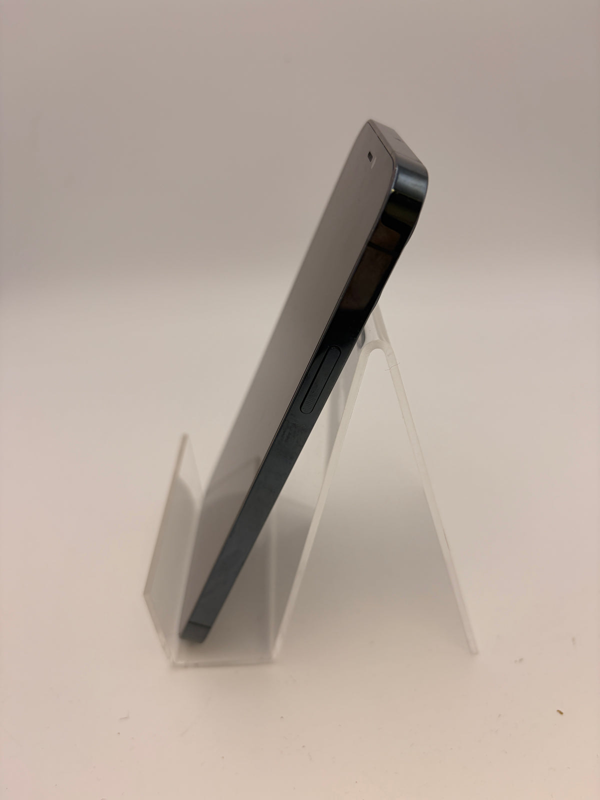 Apple iPhone 12 Pro 128GB Pacific Blue, Grade B