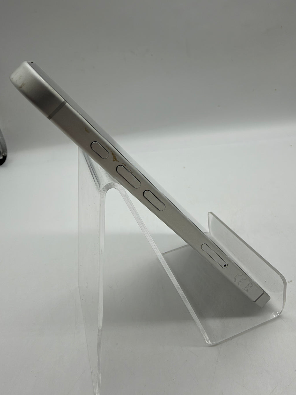 Apple iPhone 16 Plus 128GB White, Grade B