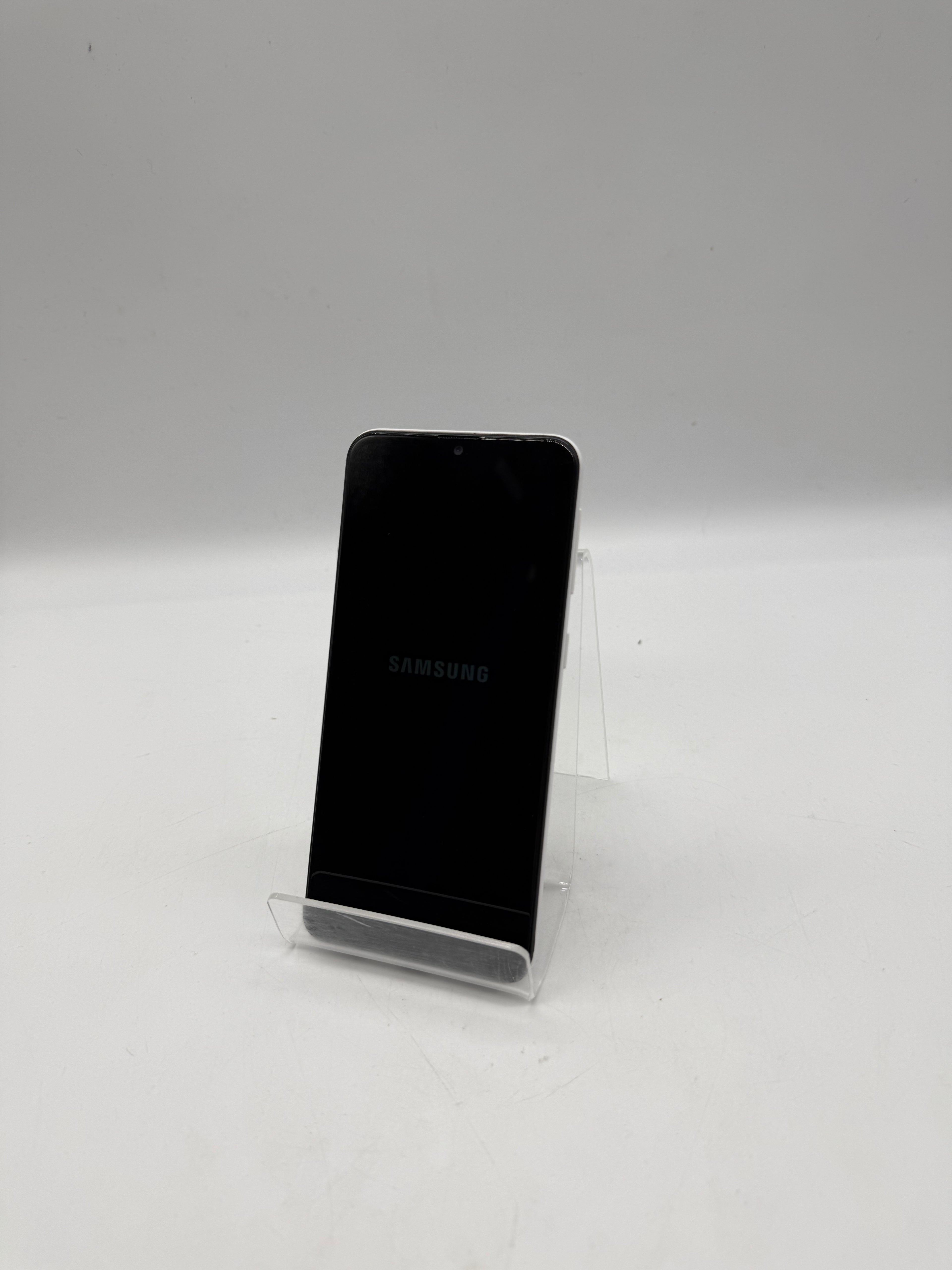 Galaxy A20E 32GB White, Grade B