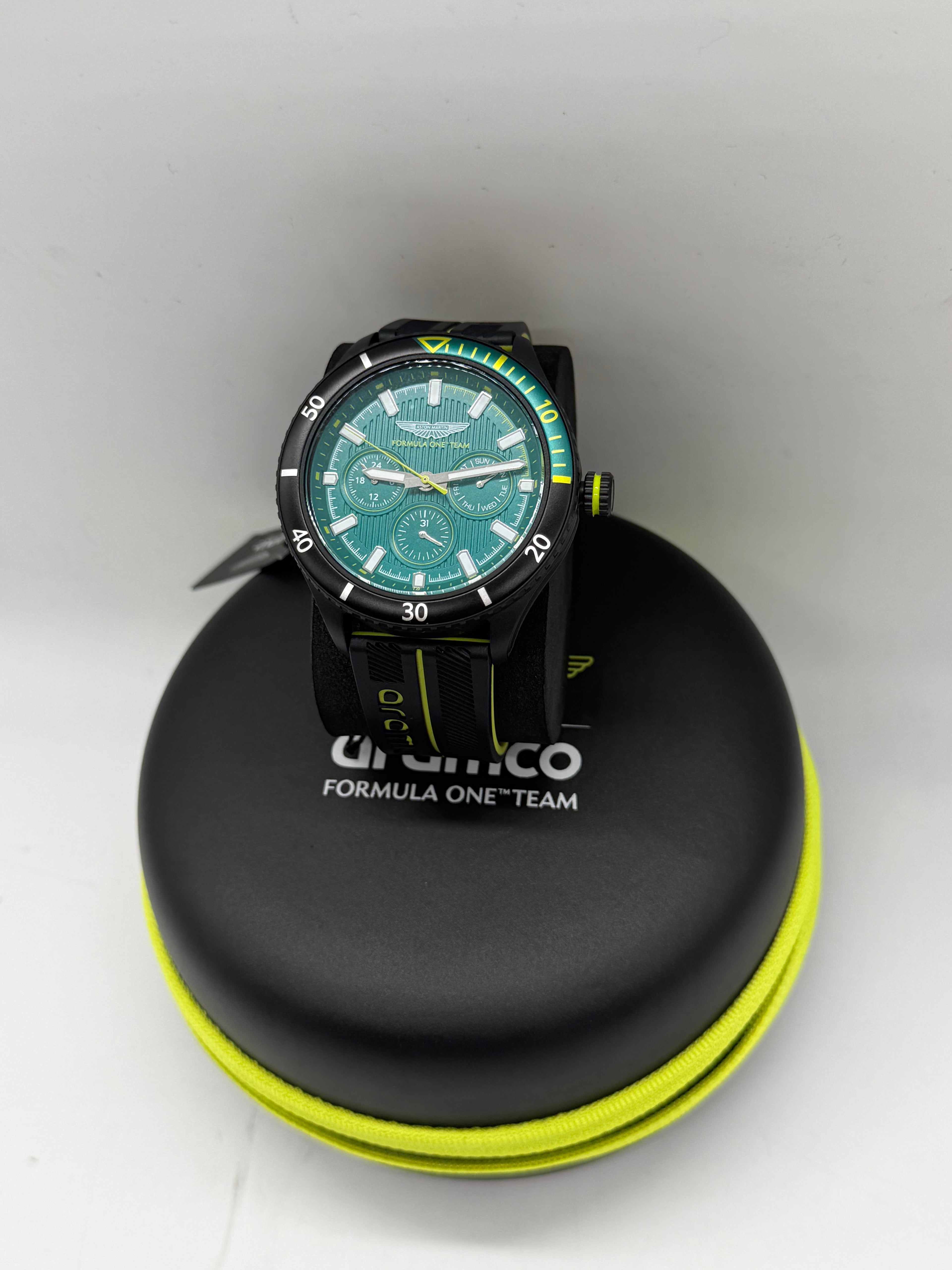 Aston Martin Aramco Men’s Watch Green, Grade A