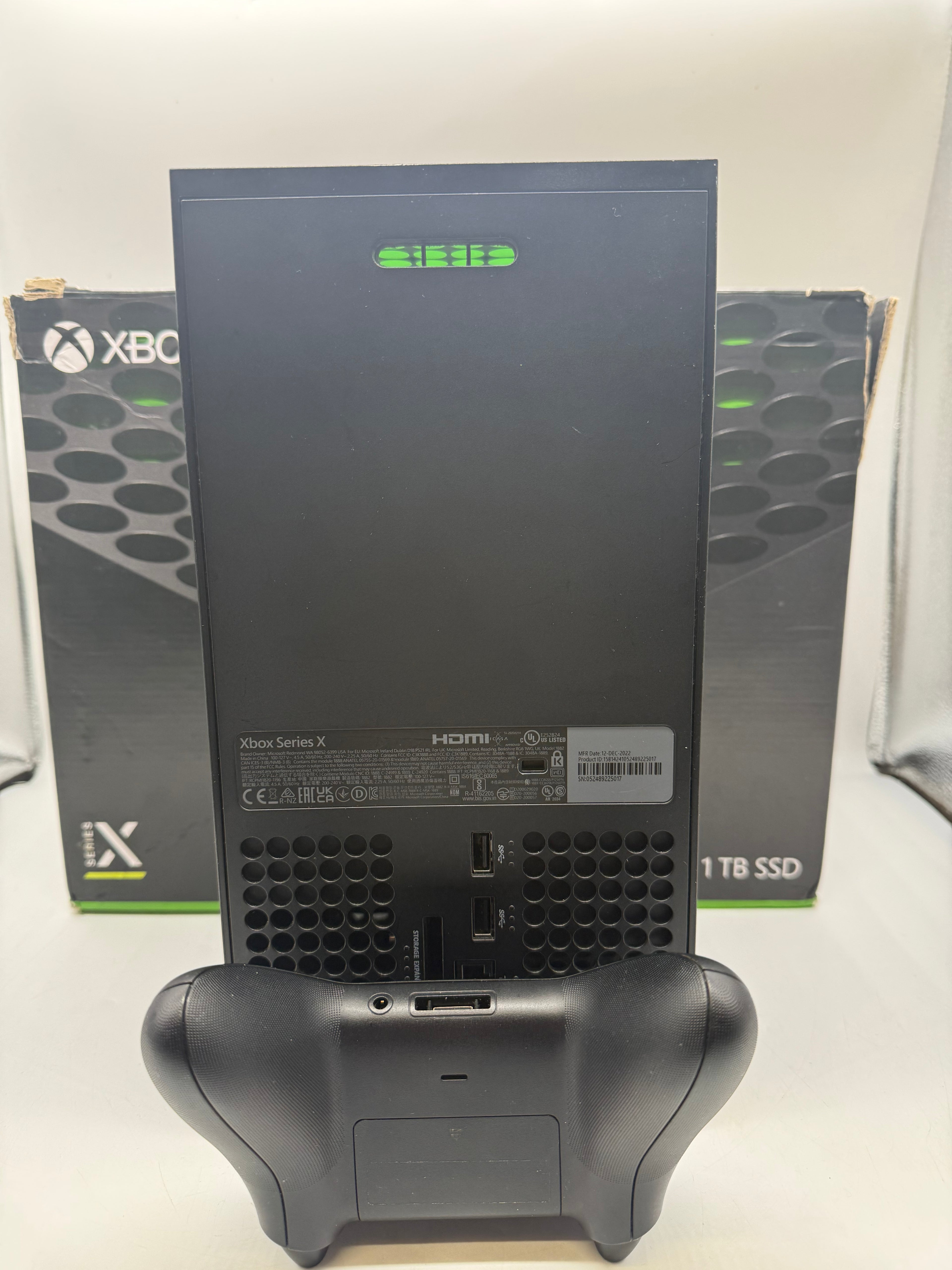 Microsoft Xbox Series X 1TB Black, Grade B