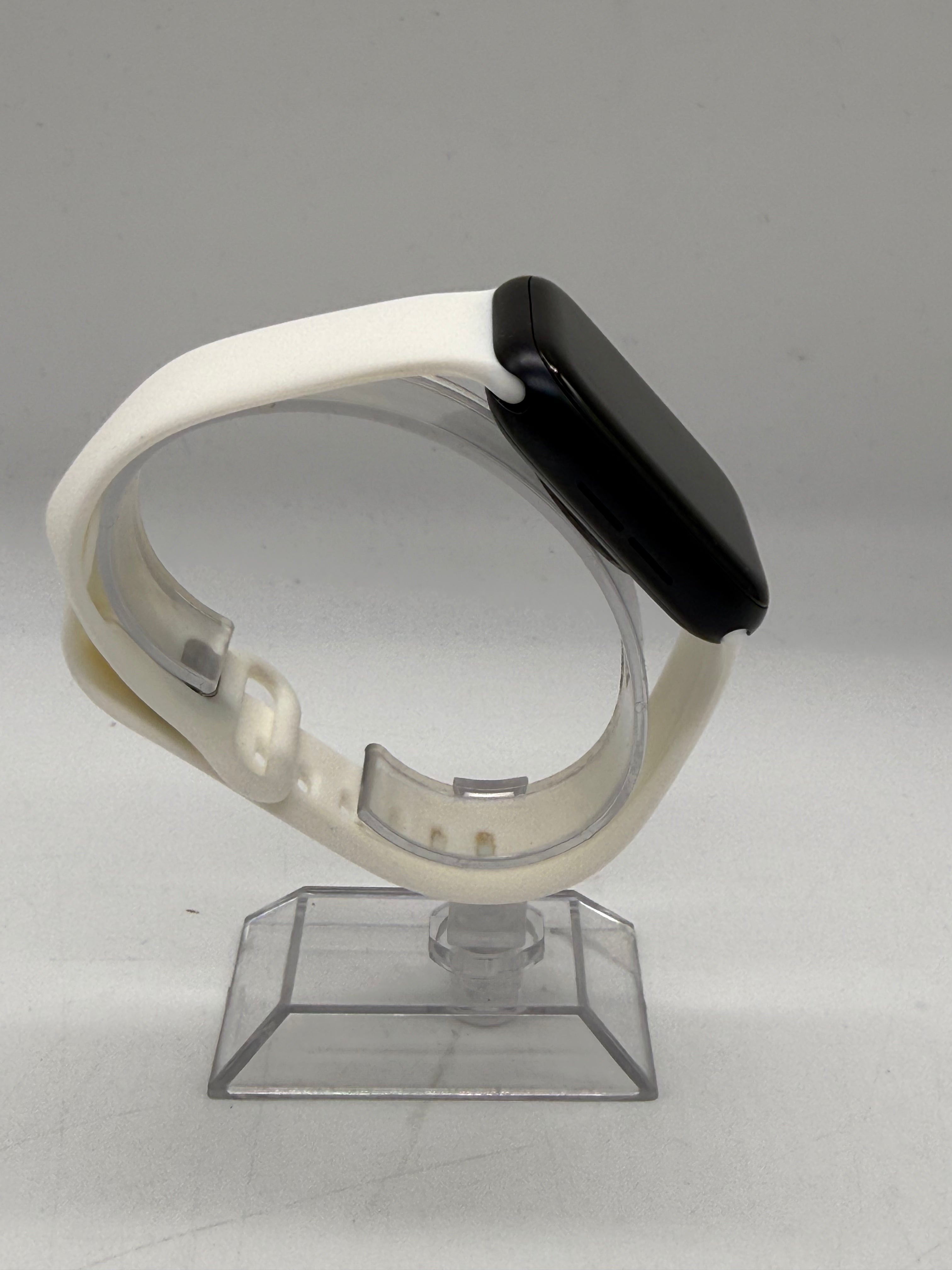 Apple Watch SE 3rd Gen 44mm Black, Grade B