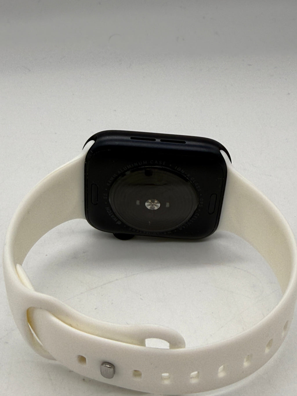 Apple Watch SE 3rd Gen 44mm Black, Grade B