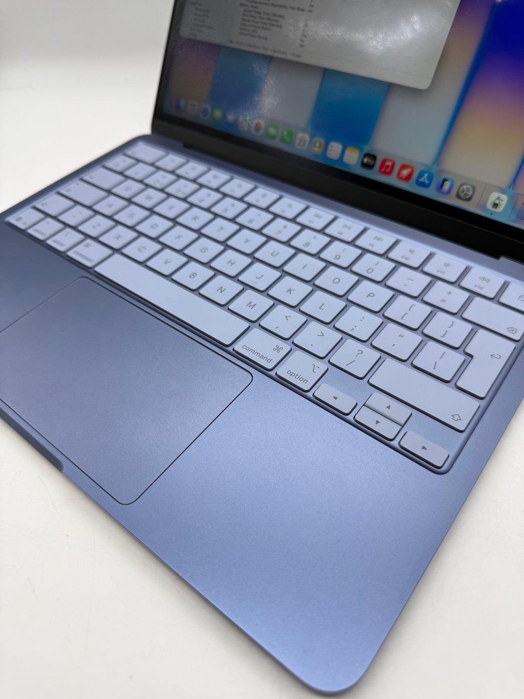 Apple MacBook Neo 256GB Indigo, Grade A