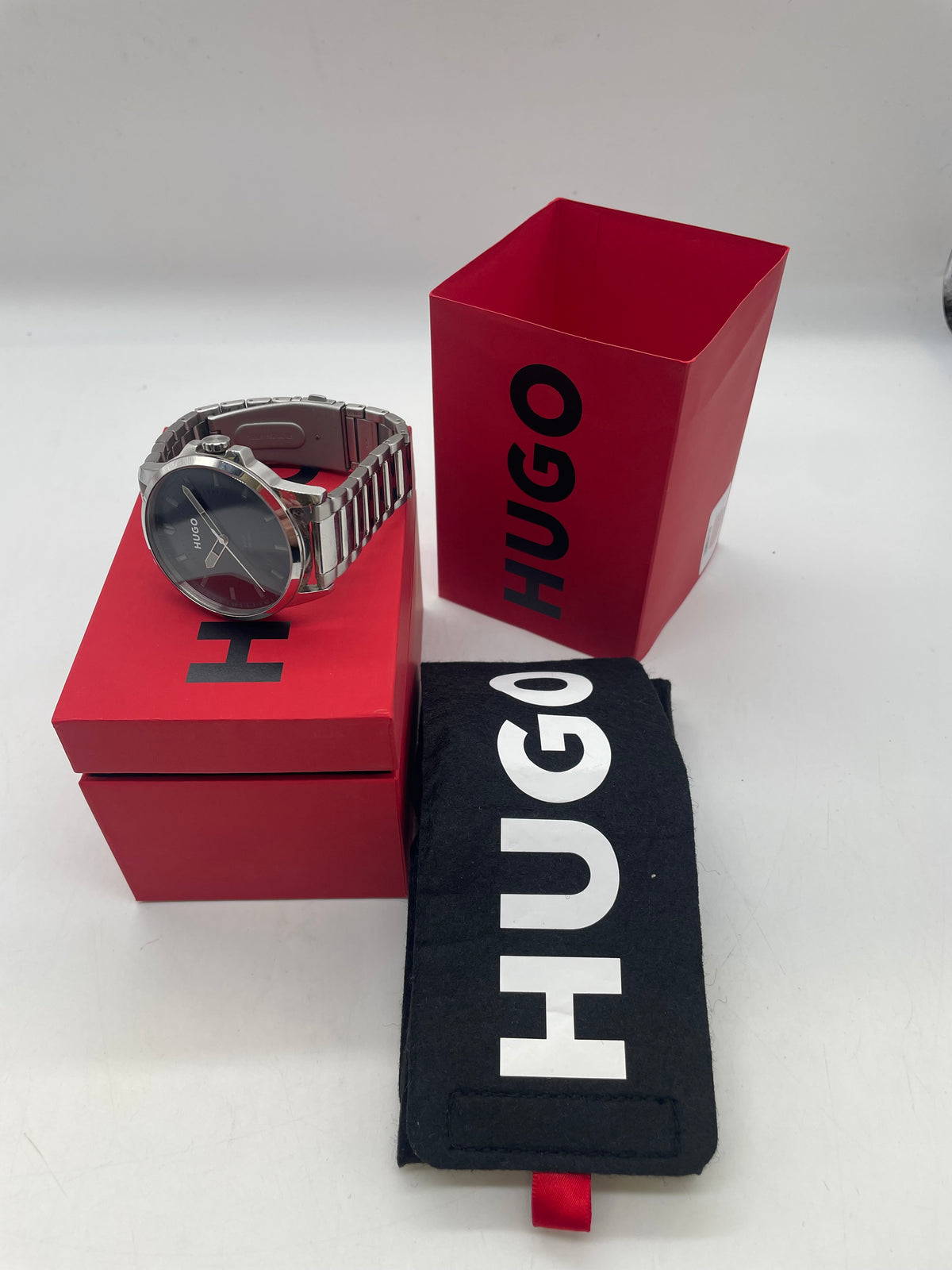 Hugo Boss Men's Blue Dial Watch Silver, Grade B