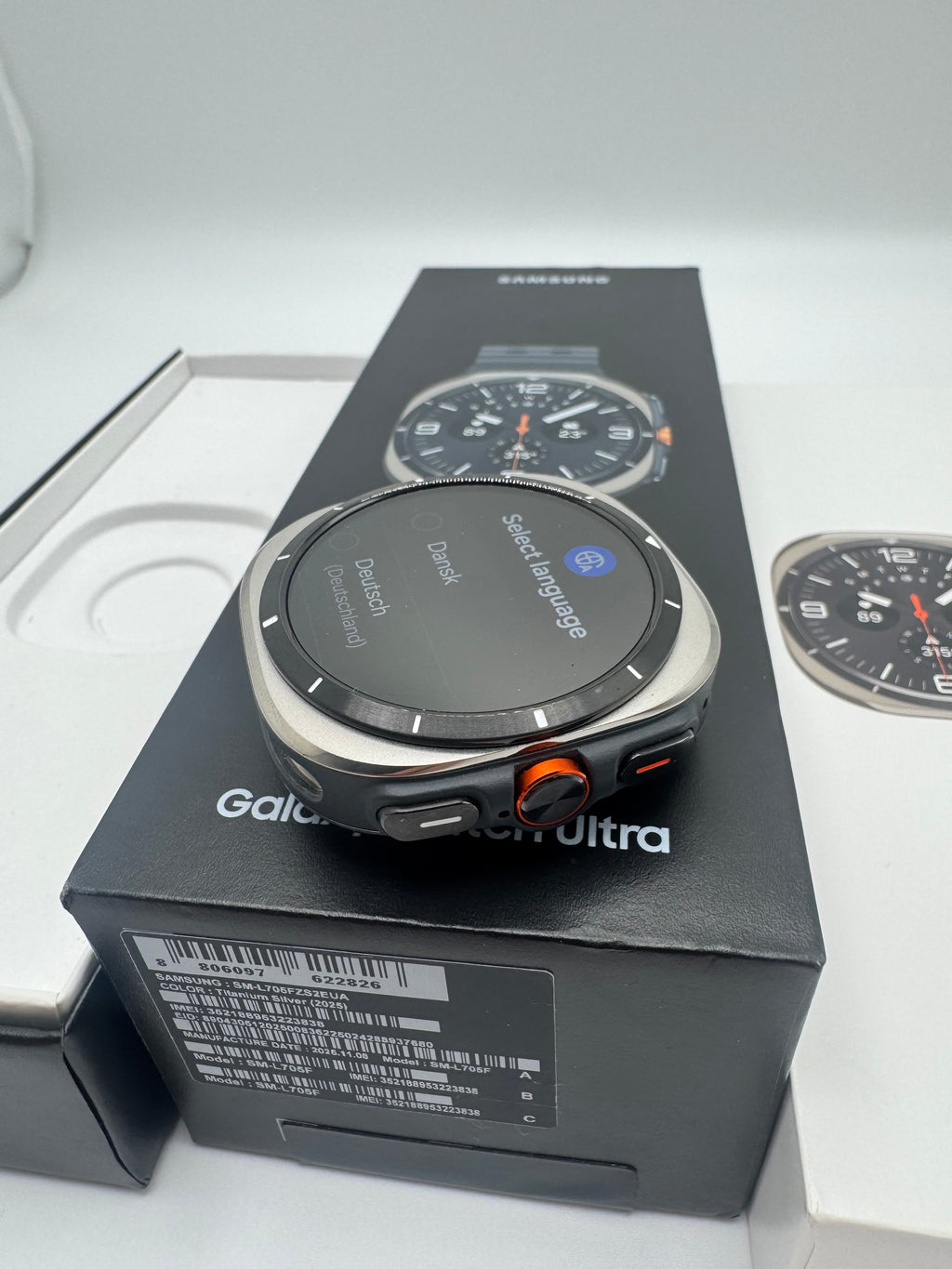 Samsung Galaxy Watch Ultra 2025 Titanium Silver, Grade B