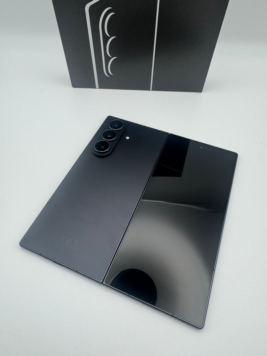 Galaxy Z Fold 7 256GB Jet Black, Grade A