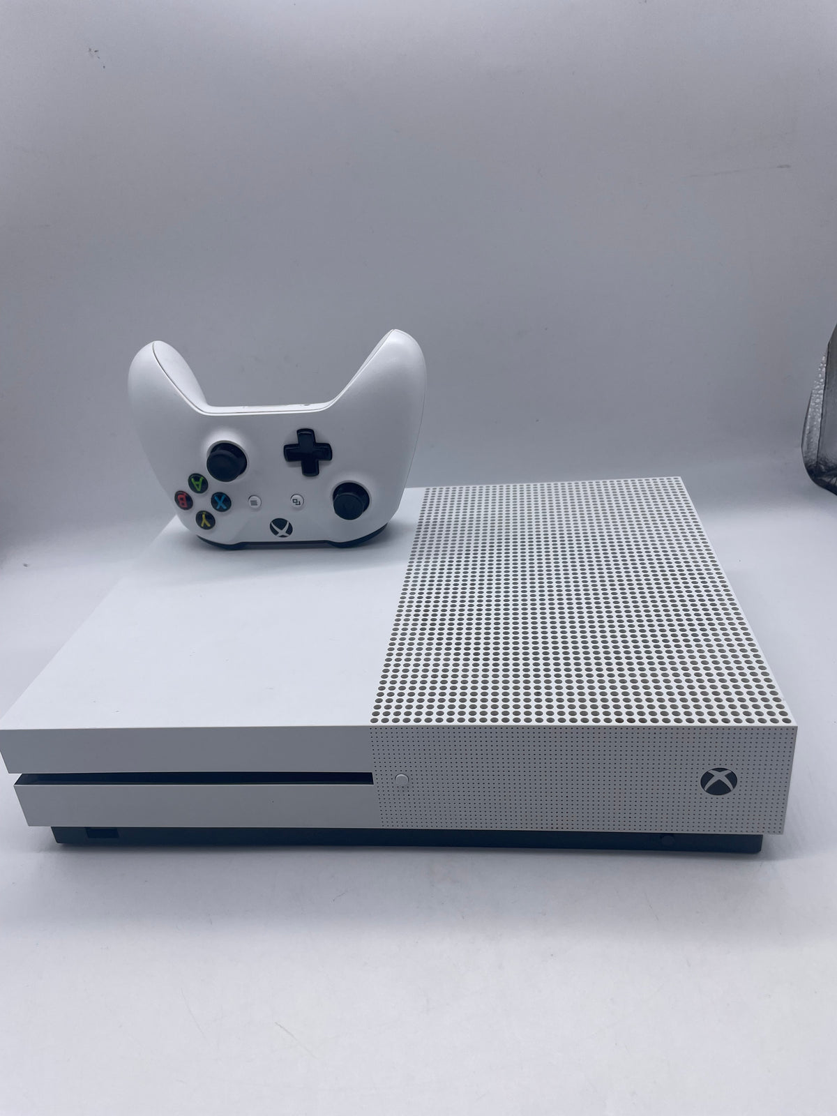 Microsoft Xbox One S 500GB White, Grade B