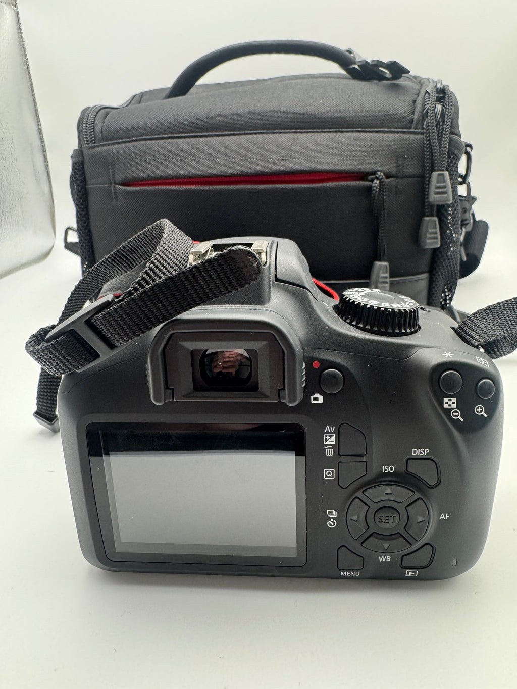 Canon EOS 4000D Camera Kit, Grade B