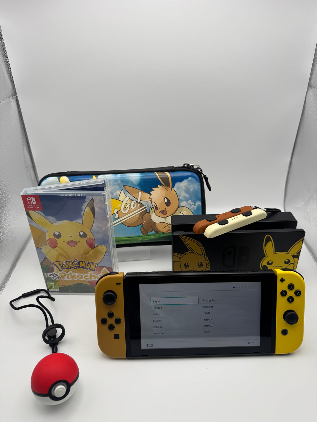Nintendo Switch 32GB Lets Go Pikachu Edition Bundle, Grade B