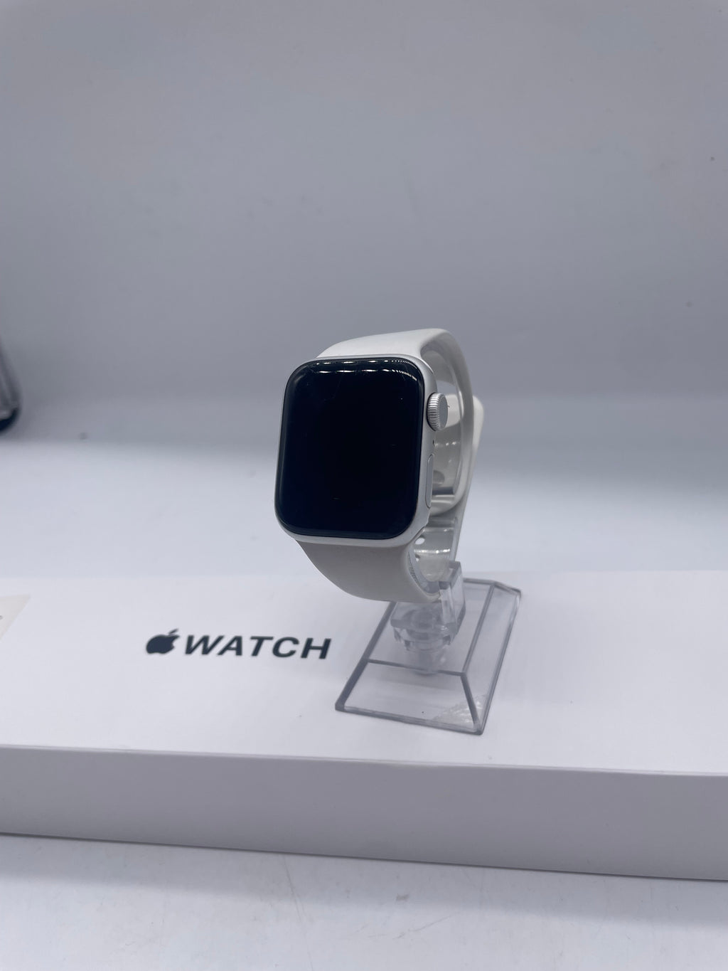 Apple Apple Watch SE (2nd gen) 40mm Silver, Grade B