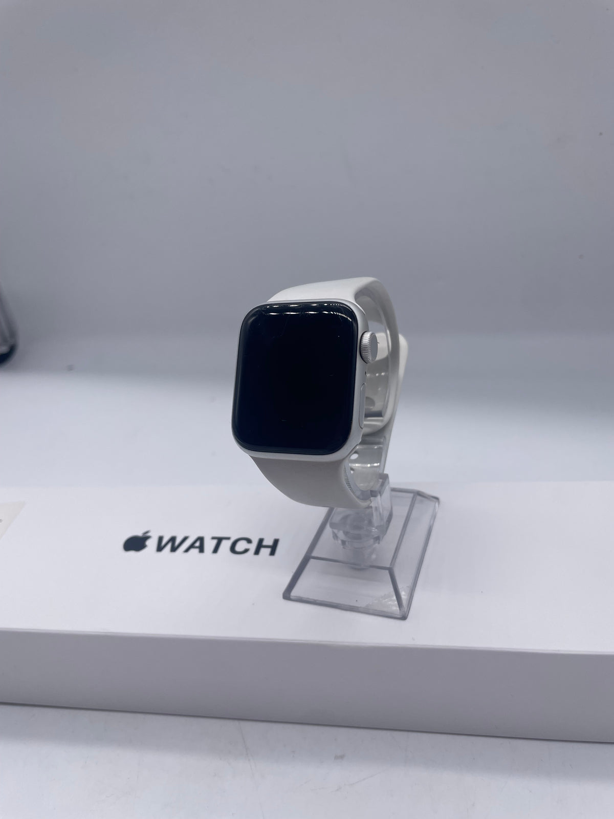 Apple Apple Watch SE (2nd gen) 40mm Silver, Grade B