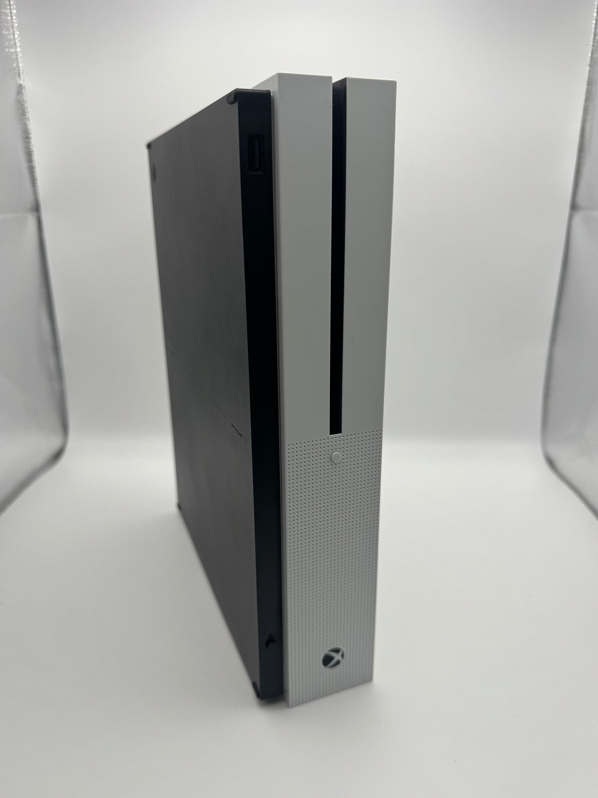 Xbox One S 500GB Console, Grade B