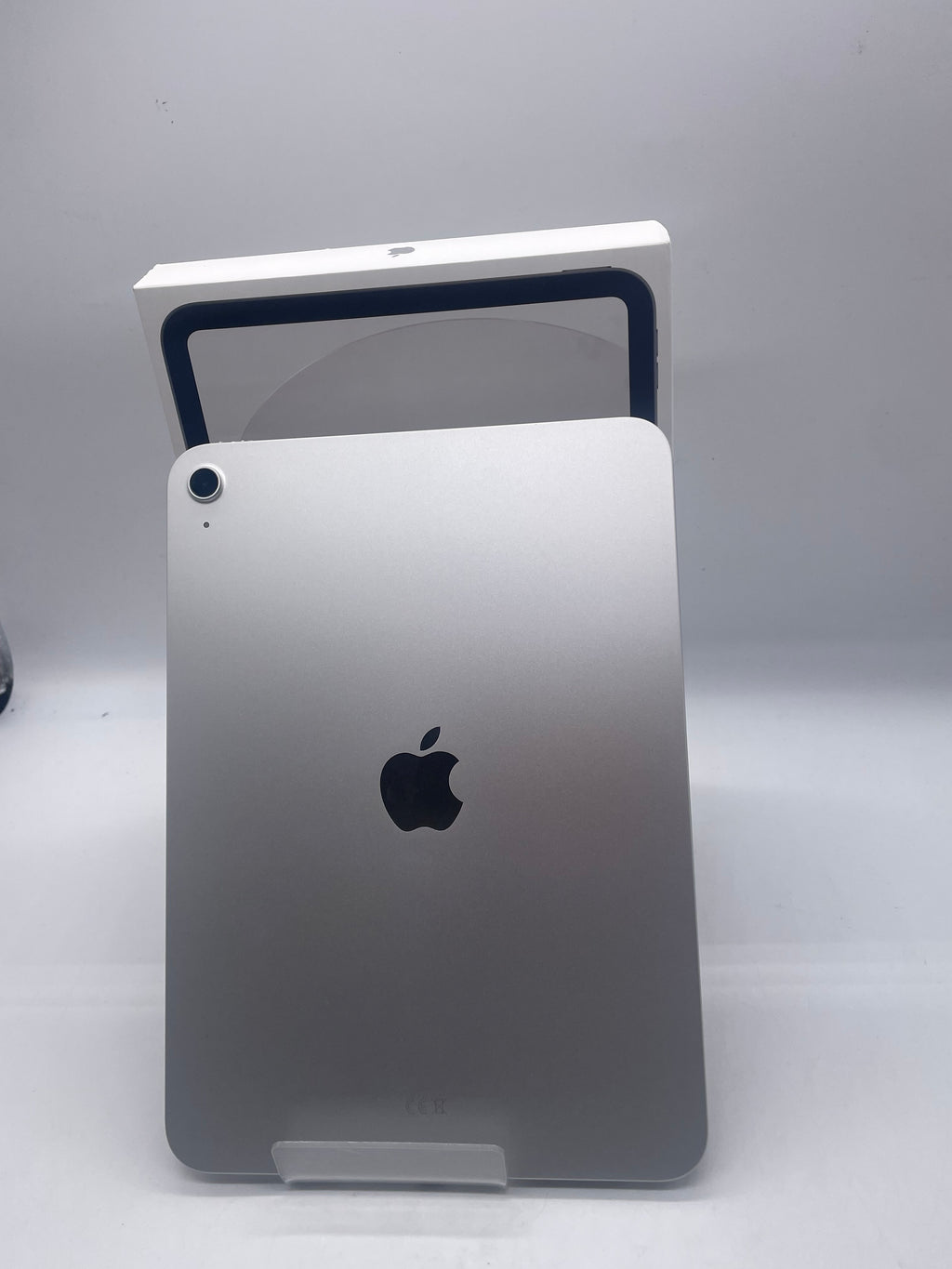 Apple iPad (11th gen) 128GB Silver, Grade A